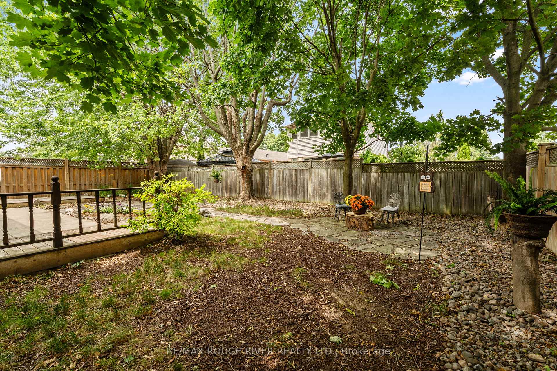 Photo 35 of 41 Peachtree Crescent, Clarington, Bowmanville — HOMEH