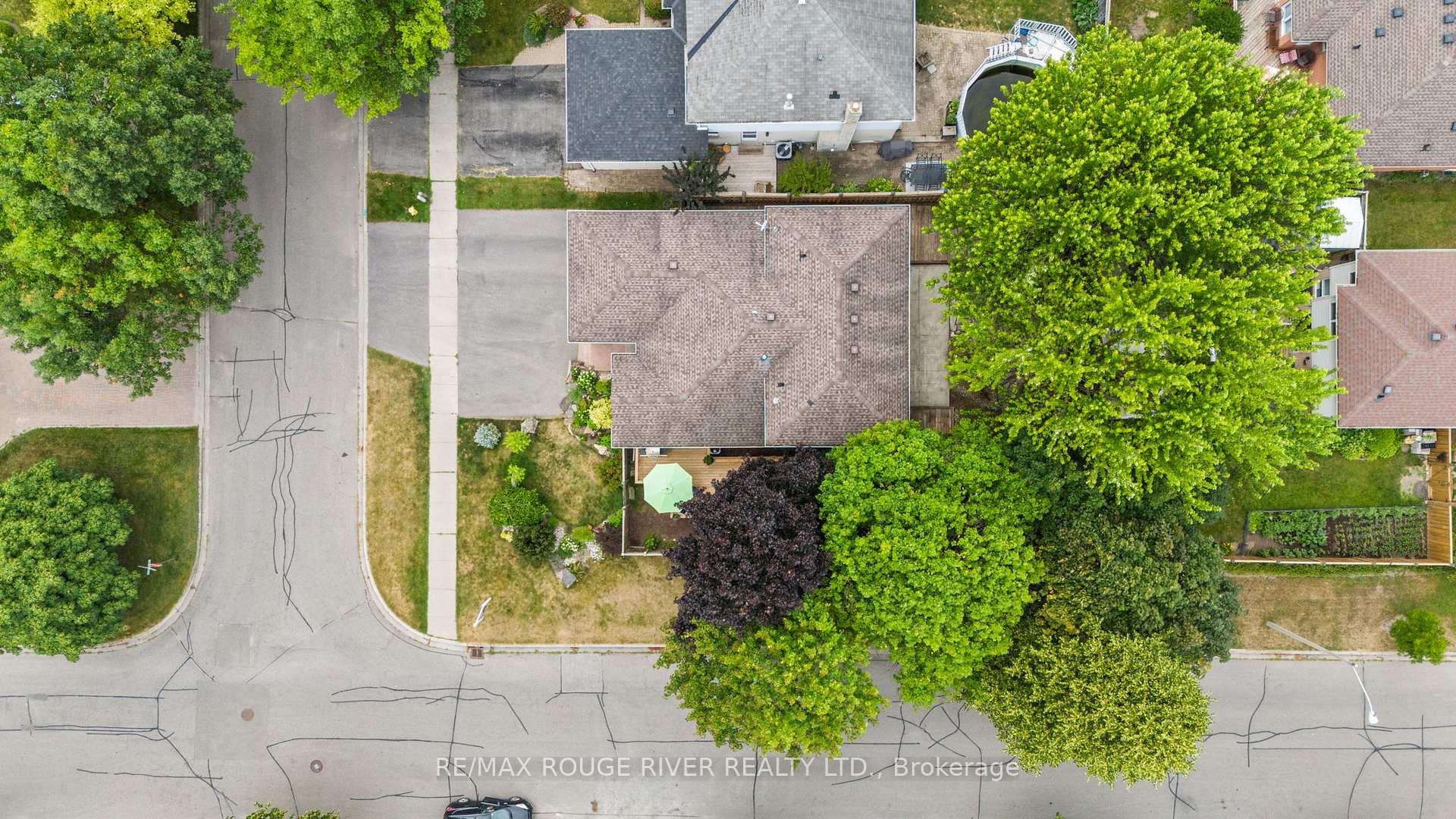Photo 43 of 41 Peachtree Crescent, Clarington, Bowmanville — HOMEH