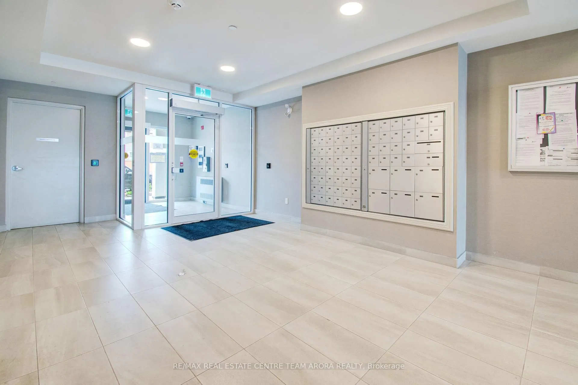 Photo 4 of Unit 417, 58 Sky Harbour Drive, Brampton, Bram West — HOMEH
