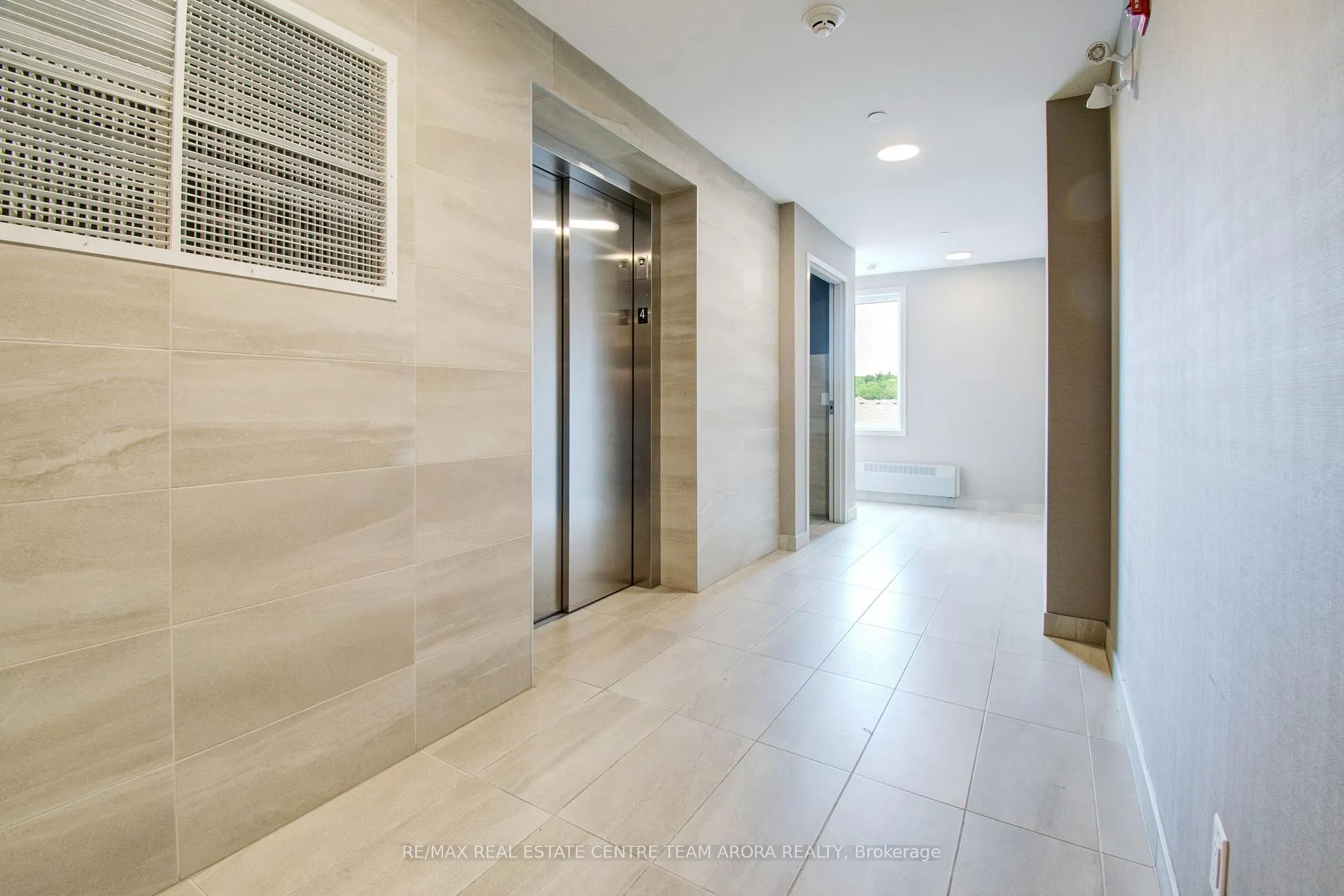 Photo 6 of Unit 417, 58 Sky Harbour Drive, Brampton, Bram West — HOMEH