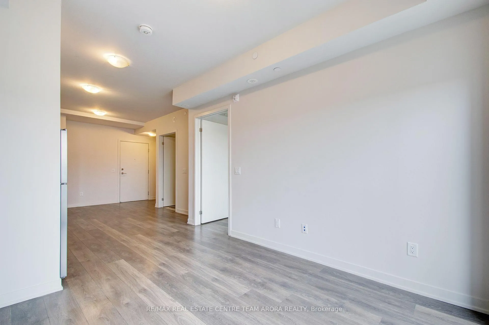 Photo 18 of Unit 417, 58 Sky Harbour Drive, Brampton, Bram West — HOMEH