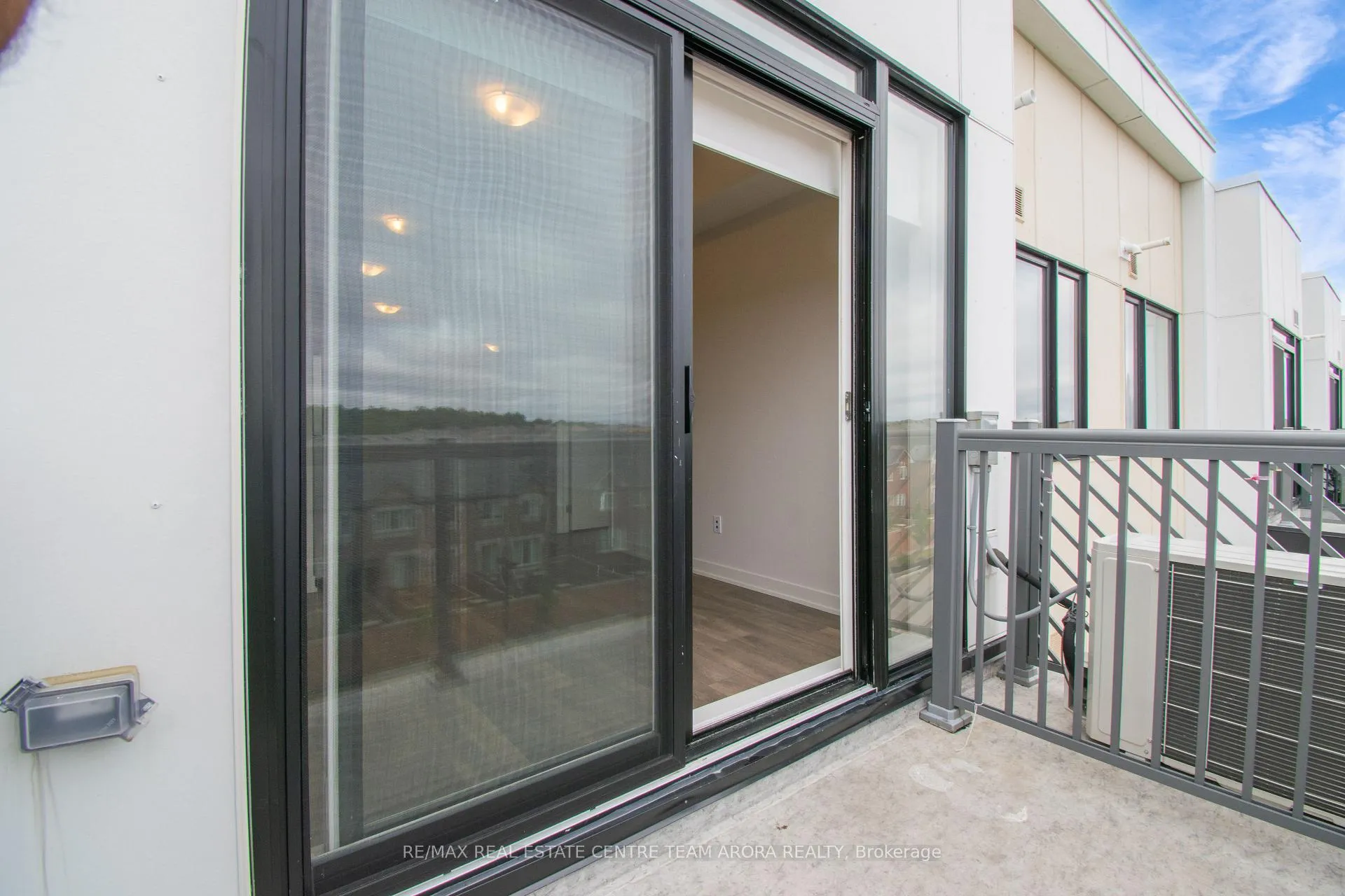 Photo 22 of Unit 417, 58 Sky Harbour Drive, Brampton, Bram West — HOMEH