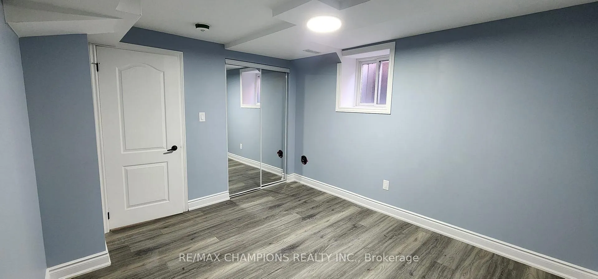 Photo 4 of Unit (Bsmt), 39 hall Crescent, Brampton, Northwood Park — HOMEH