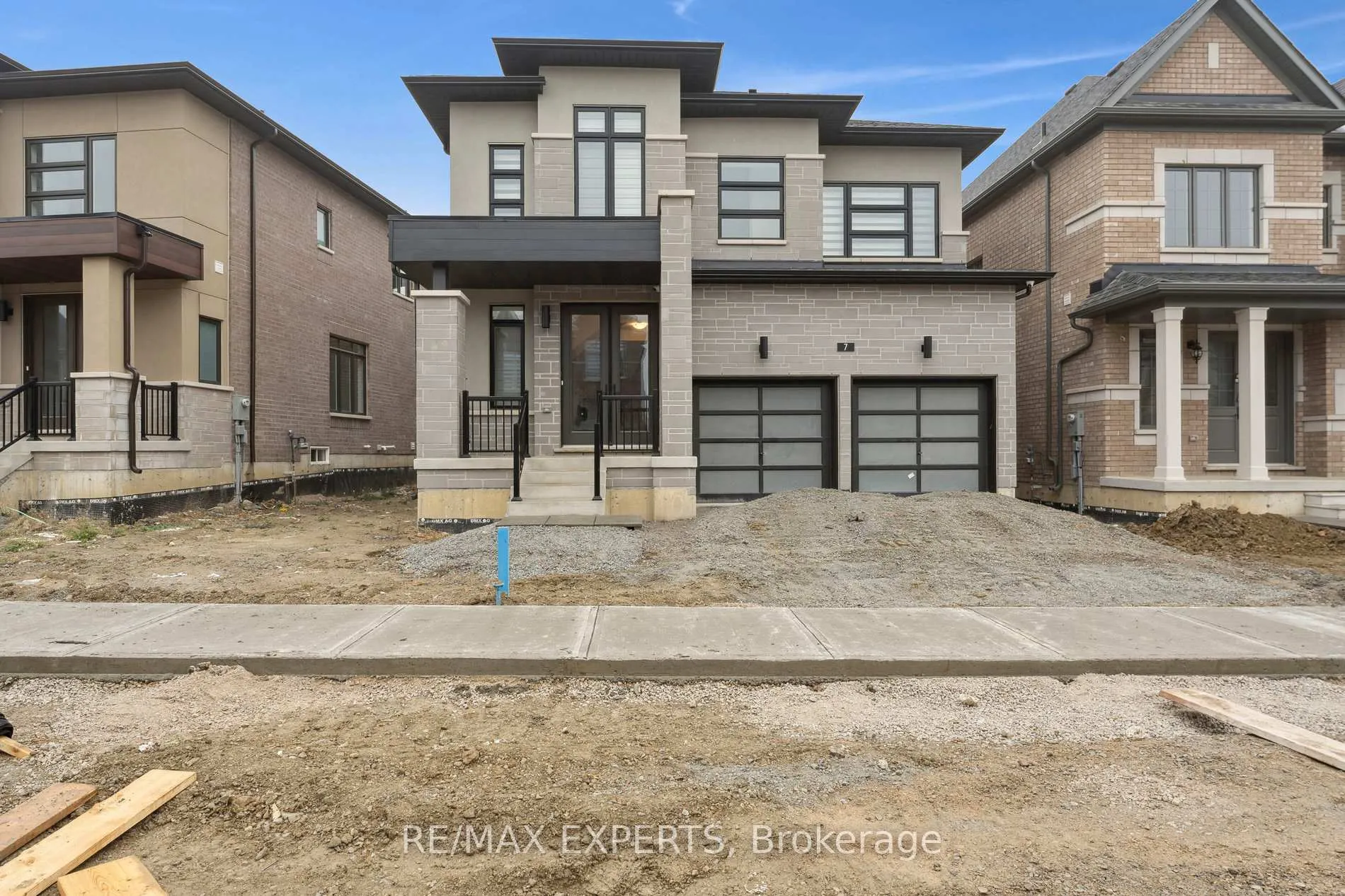 Front of 7 Kessler Drive