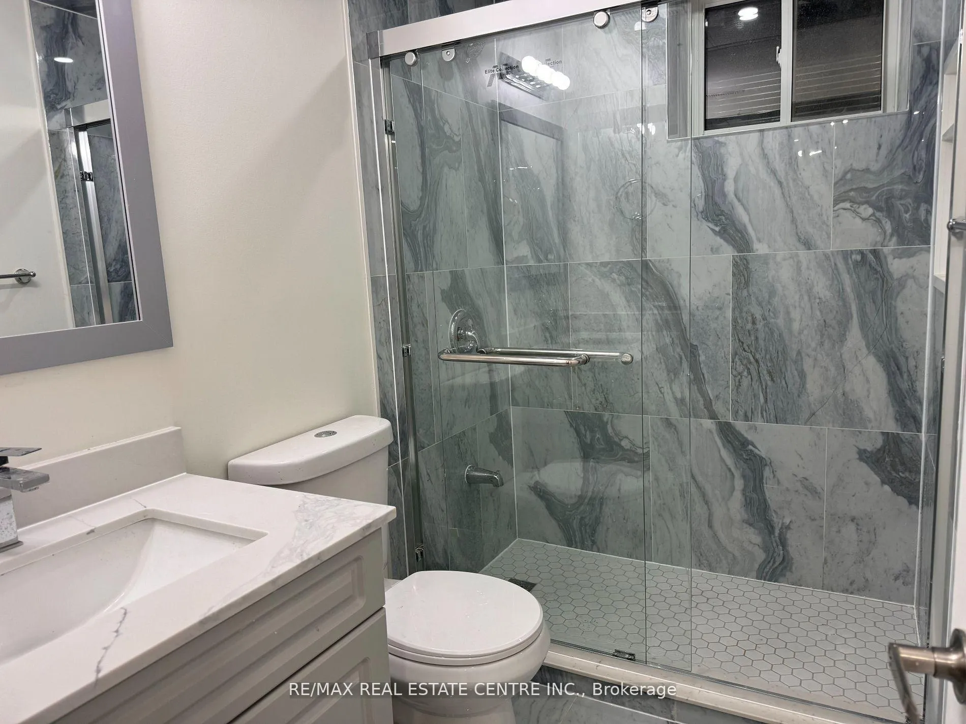 Photo 6 of 25 Parity Road, Brampton, Credit Valley — HOMEH