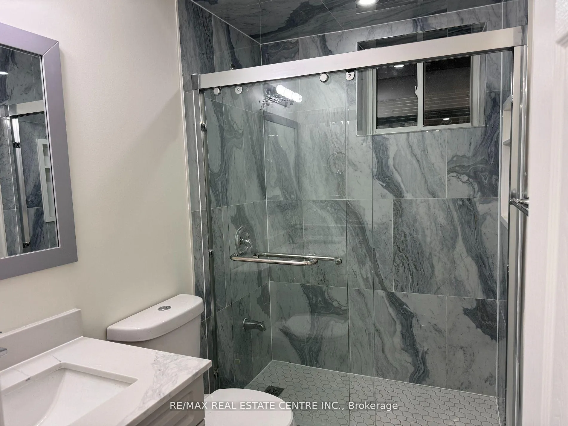 Photo 7 of 25 Parity Road, Brampton, Credit Valley — HOMEH