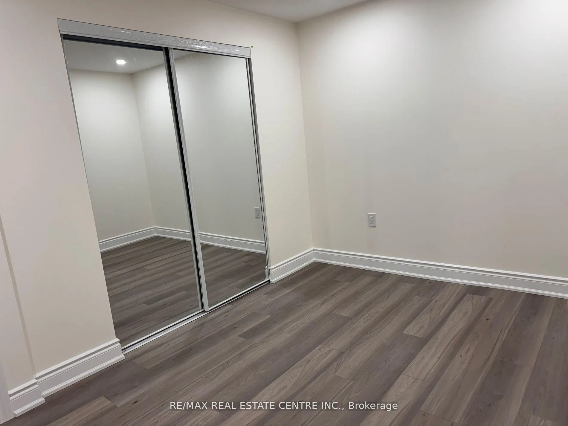 Photo 11 of 25 Parity Road, Brampton, Credit Valley — HOMEH