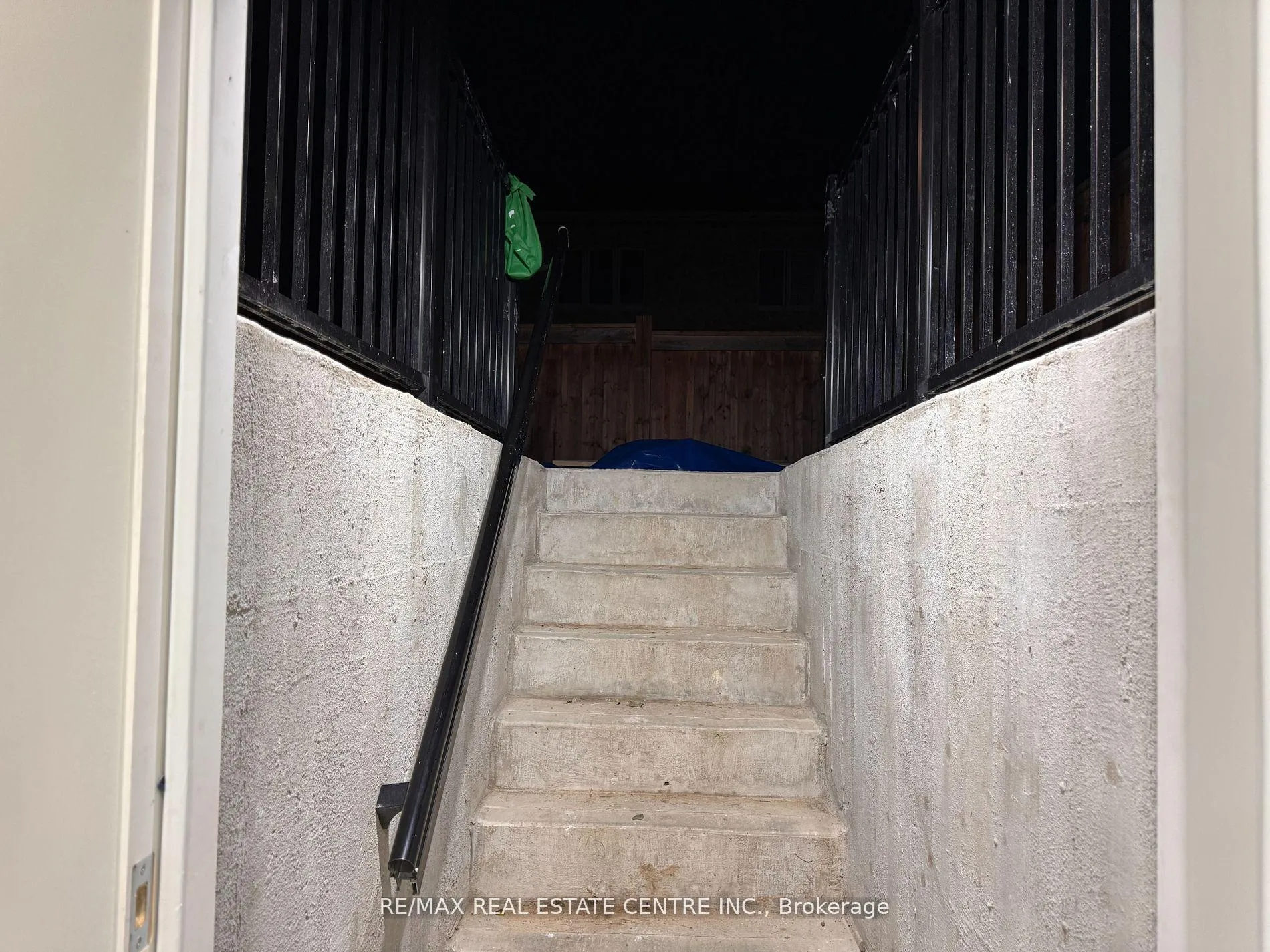 Photo 21 of 25 Parity Road, Brampton, Credit Valley — HOMEH