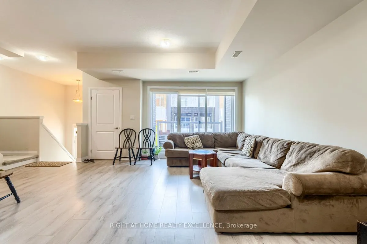 Photo 6 of Unit 4, 4 Visionary Avenue, Kitchener, Rosenburg — HOMEH