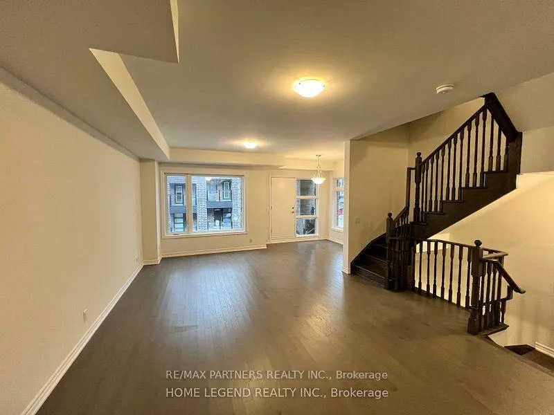 Photo 3 of 27 Schmidt Lane, Markham, Angus Glen — HOMEH