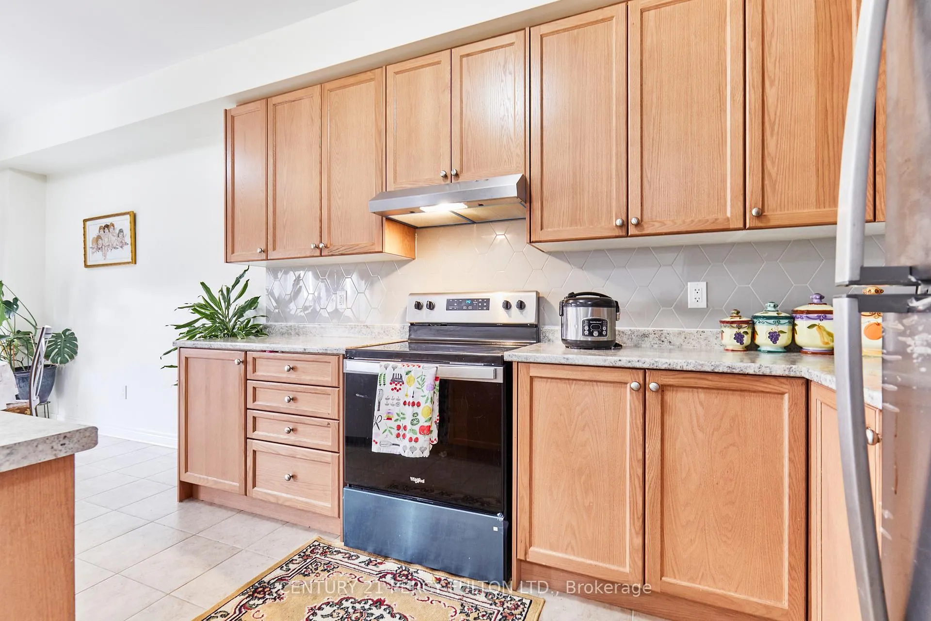 Photo 3 of 1205 Kettering Drive, Oshawa, Eastdale — HOMEH