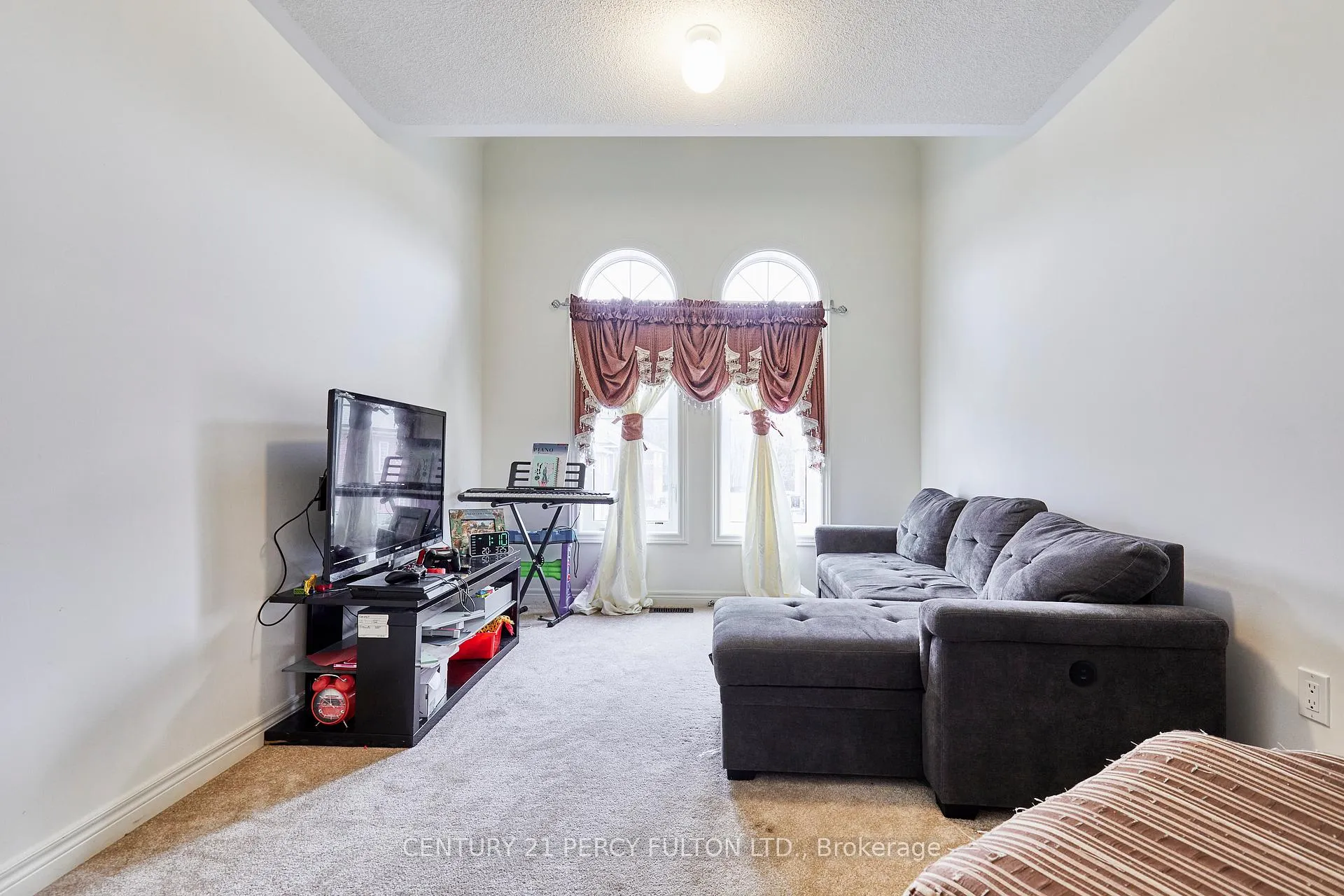 Photo 25 of 1205 Kettering Drive, Oshawa, Eastdale — HOMEH
