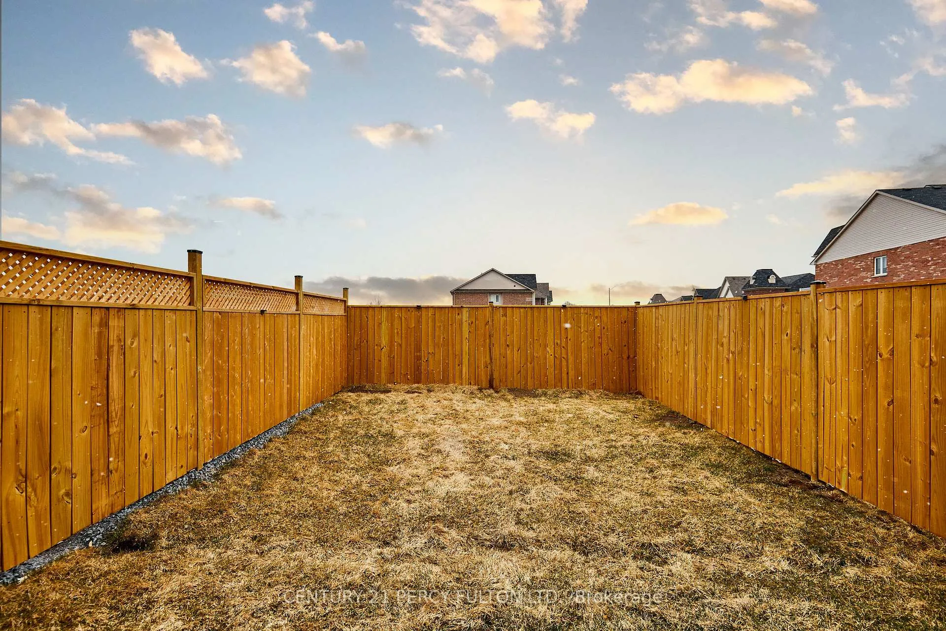 Photo 33 of 1205 Kettering Drive, Oshawa, Eastdale — HOMEH