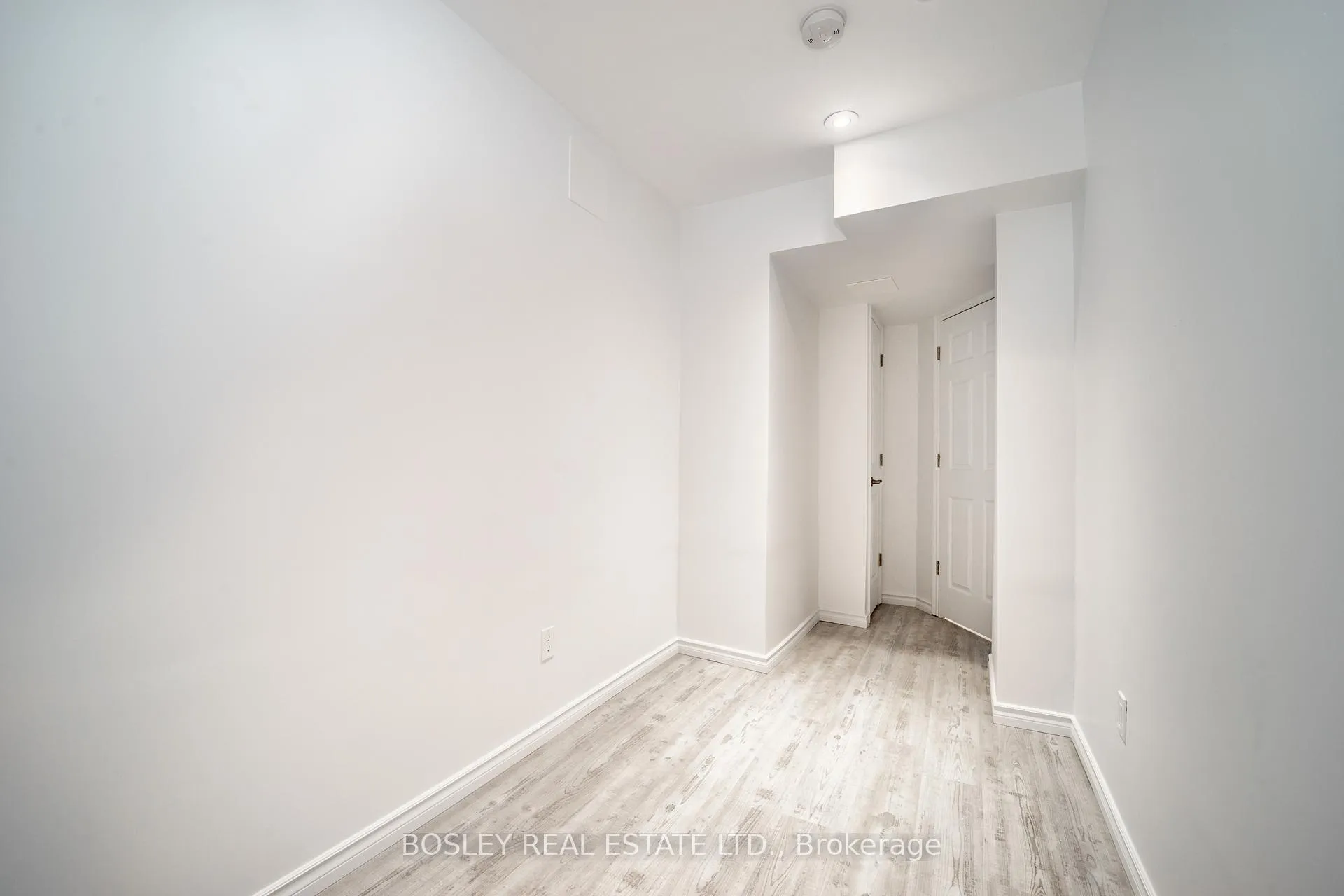 Photo 11 of 298 Rhodes Avenue, Toronto, Greenwood-Coxwell — HOMEH