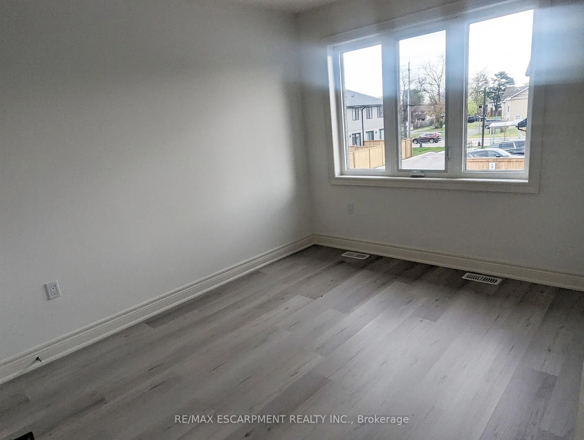 Photo 9 of Unit 3, 166 Mount Albion Road, Hamilton, Red Hill — HOMEH