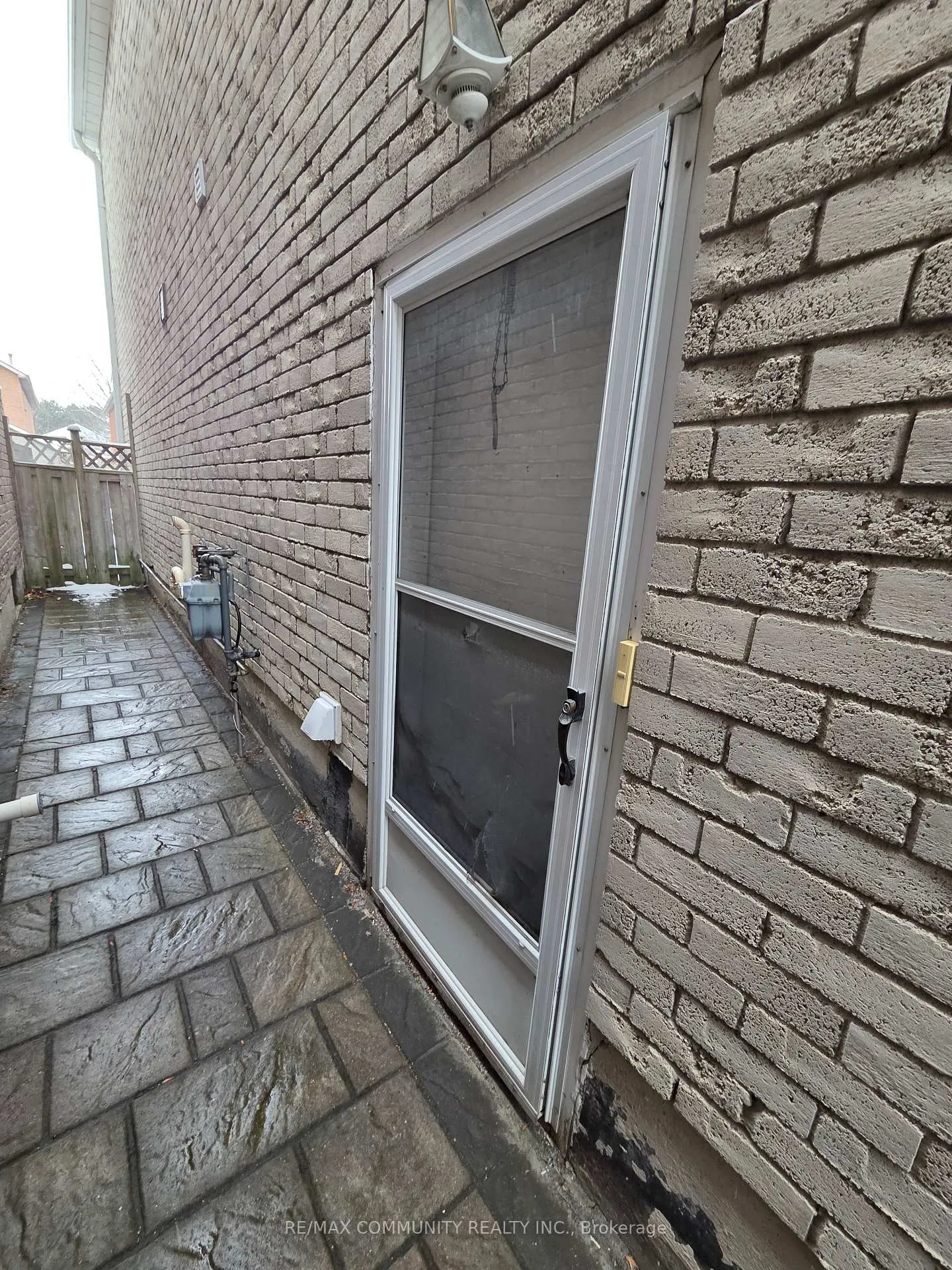 Photo 3 of Unit BSMT, 153 Cimmaron Street, Markham, Middlefield — HOMEH