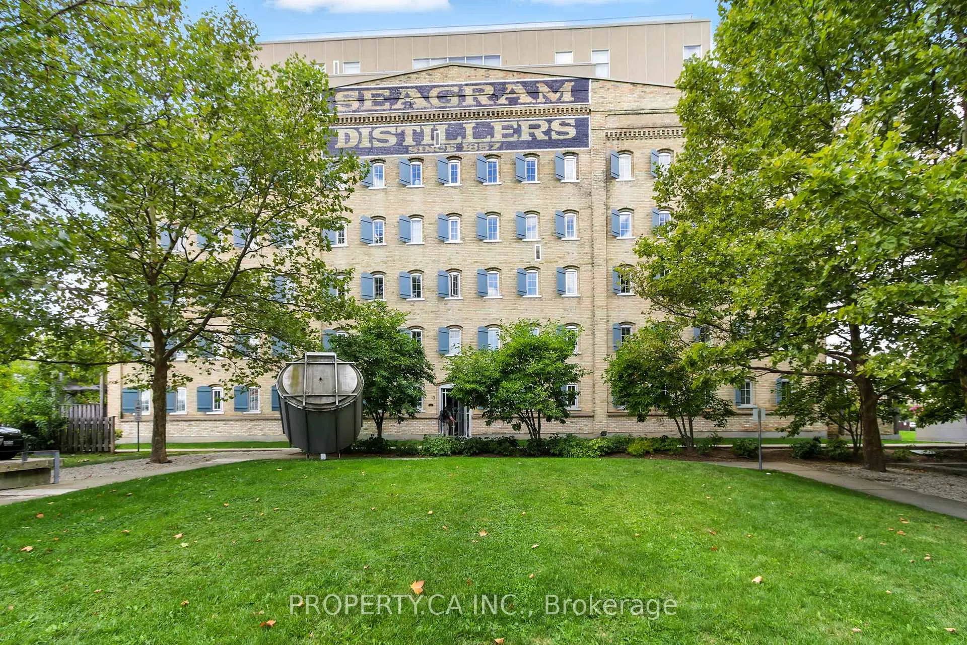 Photo 1 of Unit 110, 5 Father David Bauer Drive, Waterloo — HOMEH