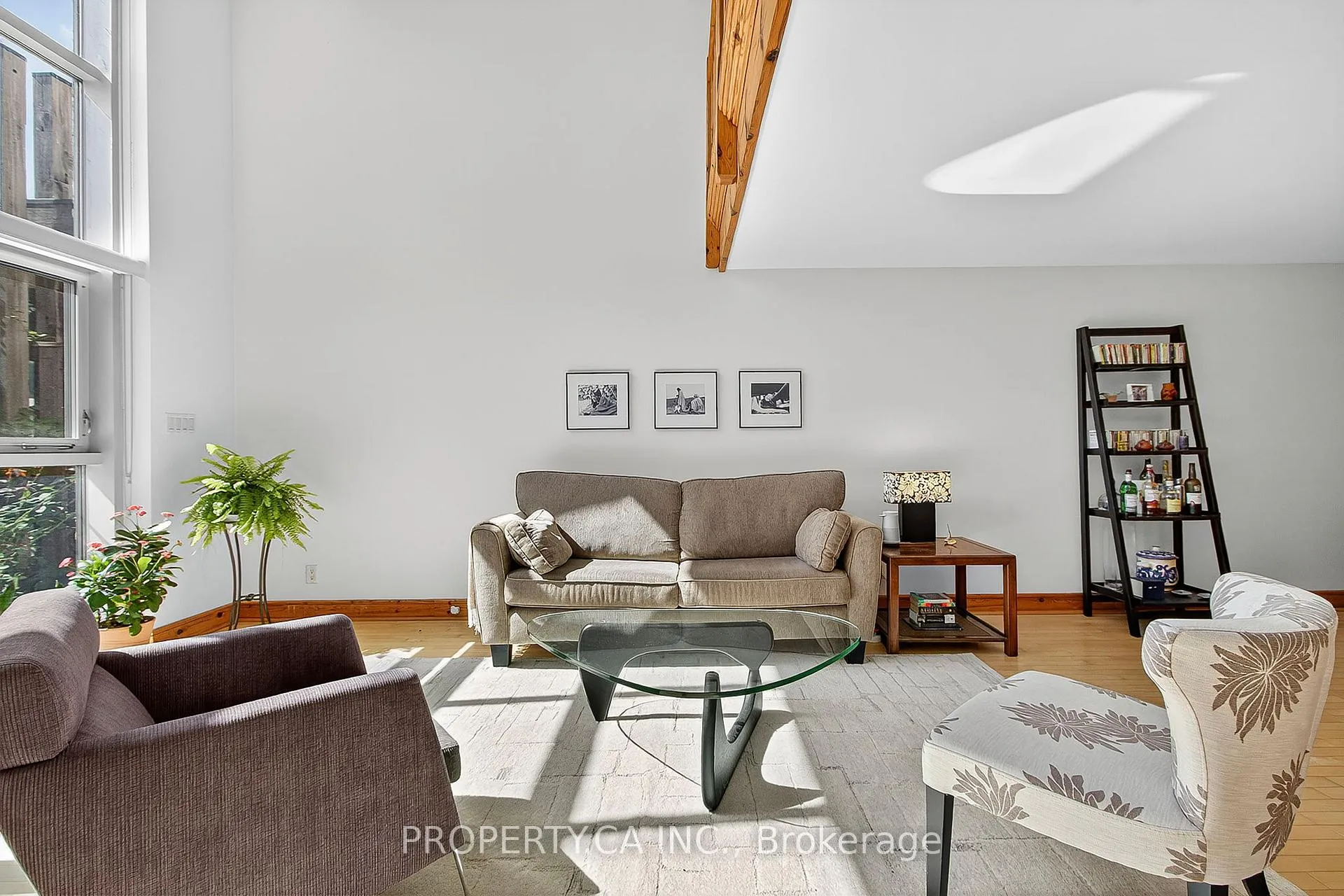 Photo 4 of Unit 110, 5 Father David Bauer Drive, Waterloo — HOMEH