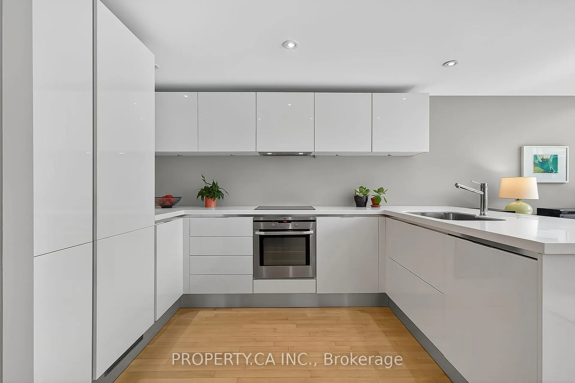 Photo 14 of Unit 110, 5 Father David Bauer Drive, Waterloo — HOMEH