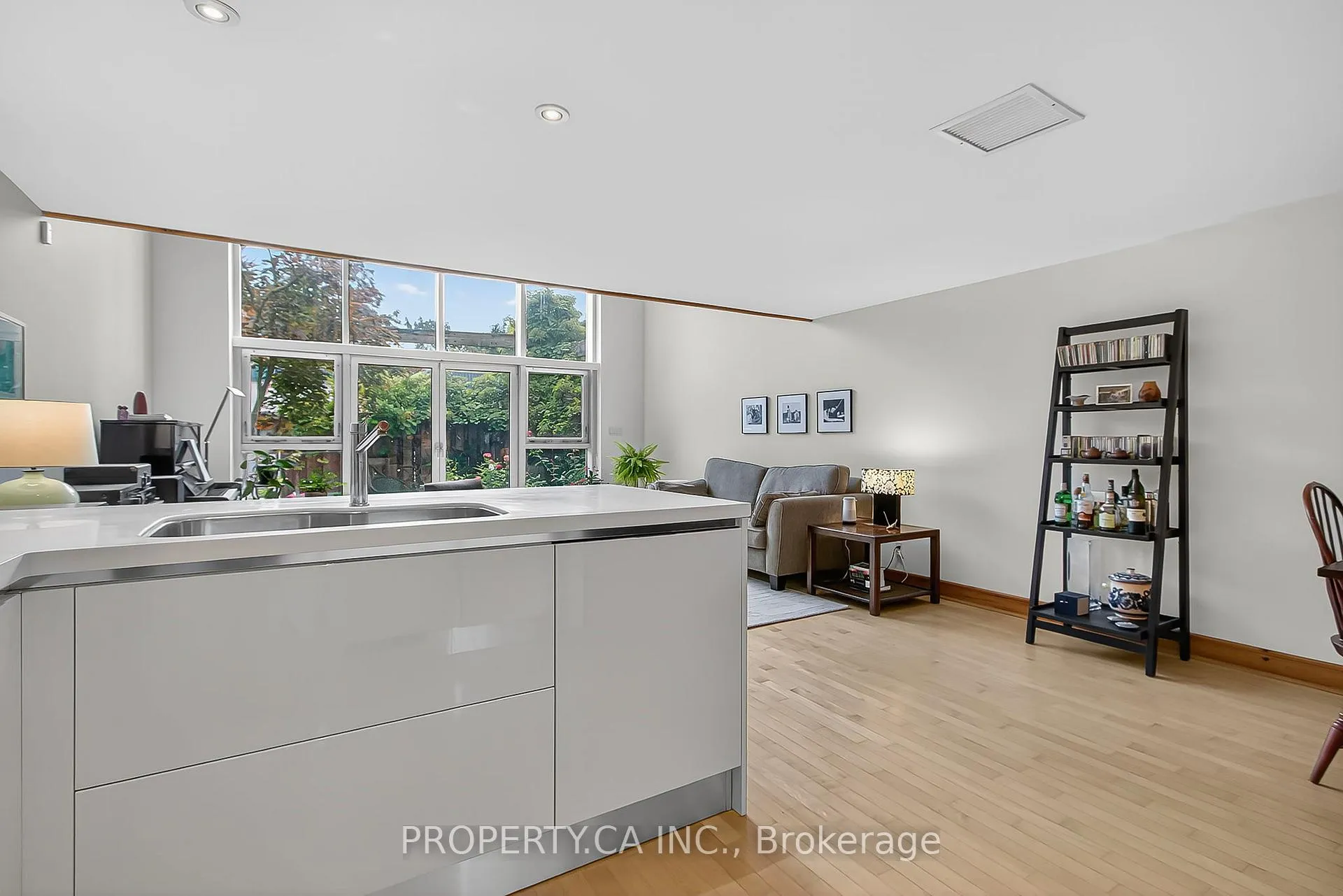 Photo 15 of Unit 110, 5 Father David Bauer Drive, Waterloo — HOMEH