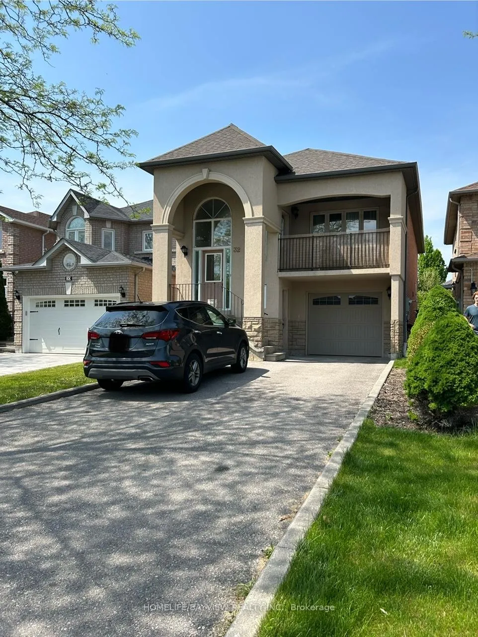 Front of 32 Villandry Crescent