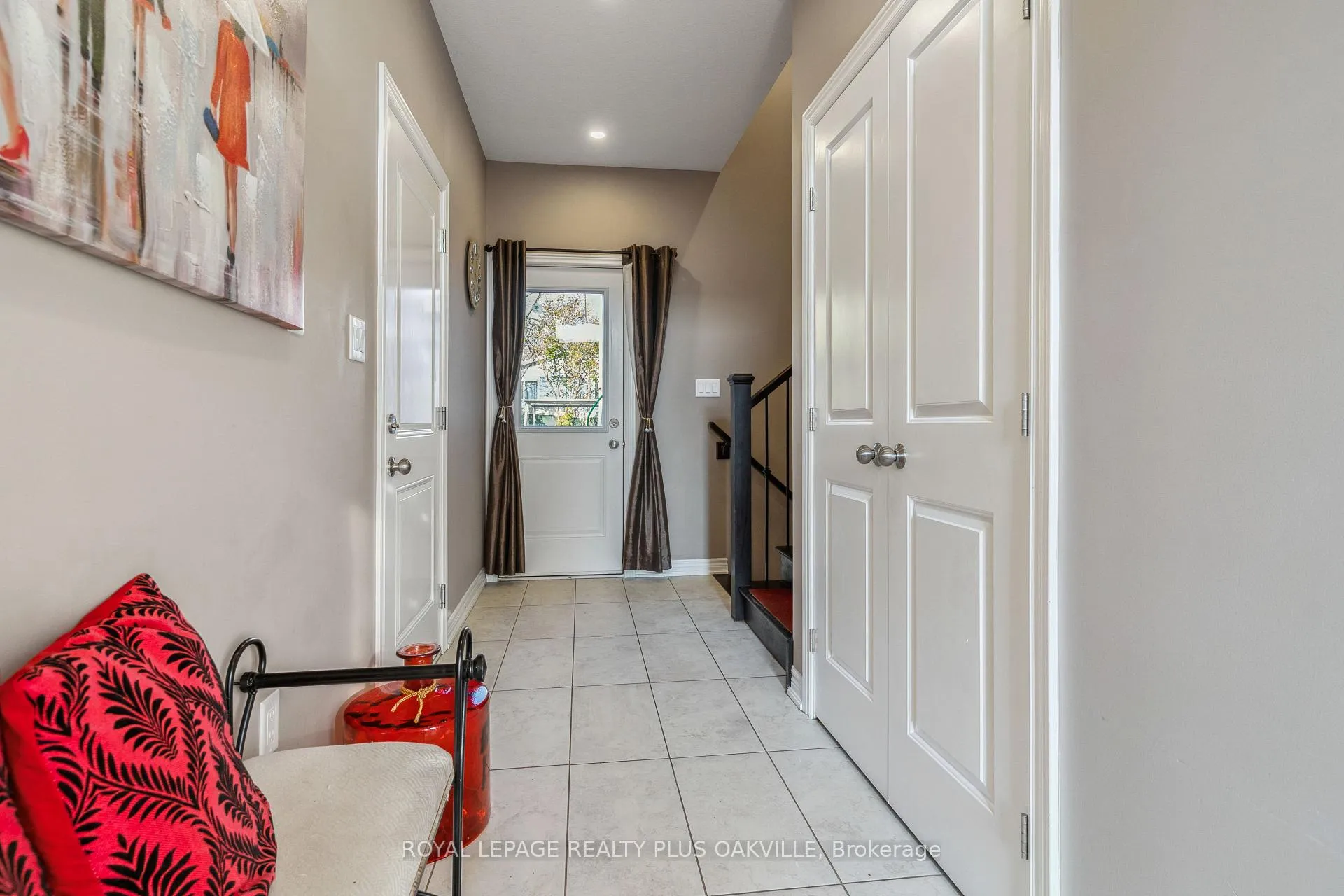 Photo 4 of 71 Locheed Drive, Hamilton, Lisgar — HOMEH