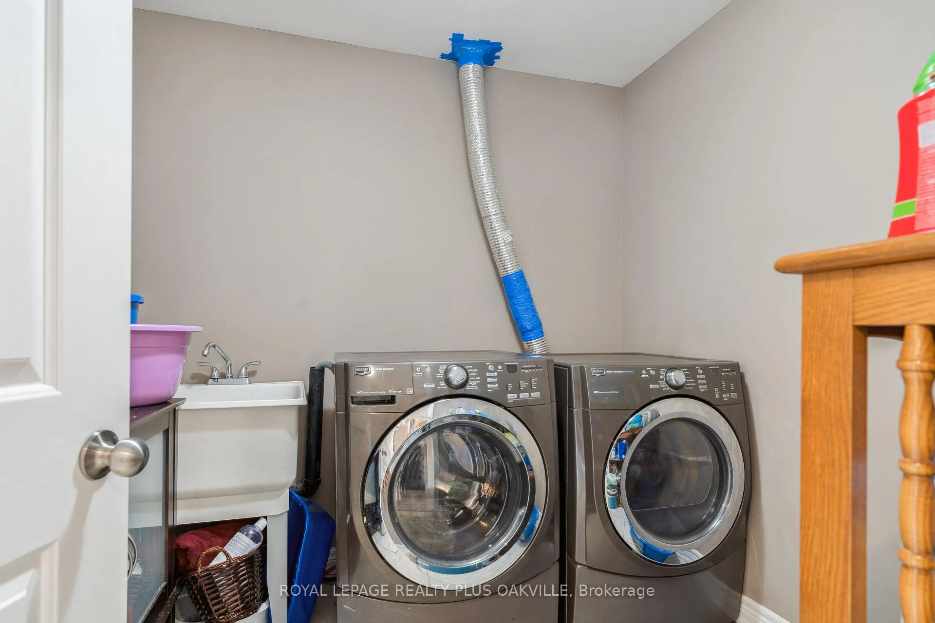 Photo 33 of 71 Locheed Drive, Hamilton, Lisgar — HOMEH