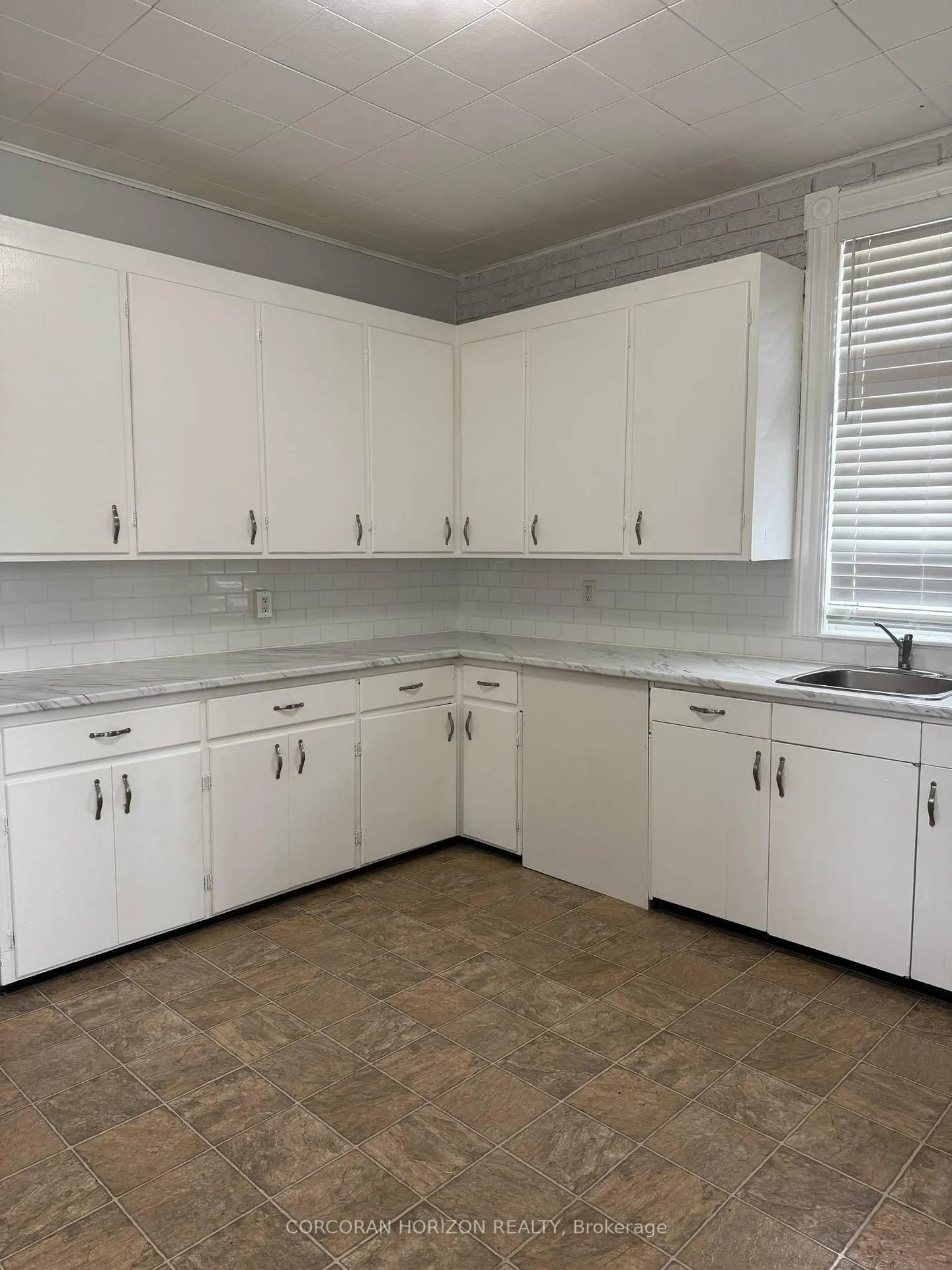 Photo 1 of Unit B, 48 Walter Street, Kitchener — HOMEH