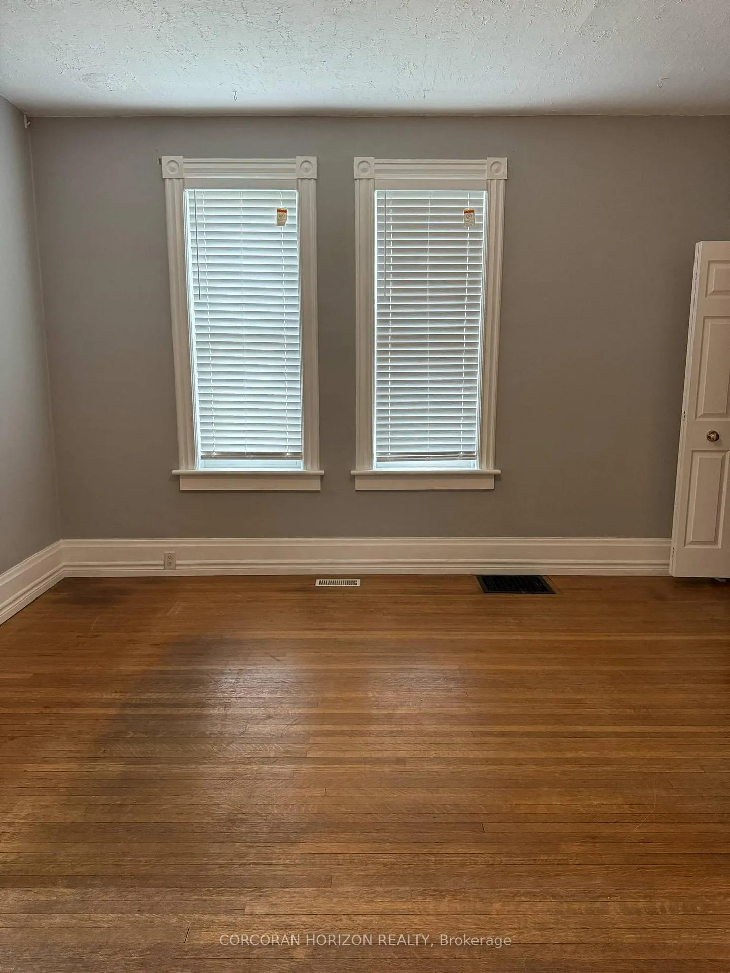 Photo 6 of Unit B, 48 Walter Street, Kitchener — HOMEH