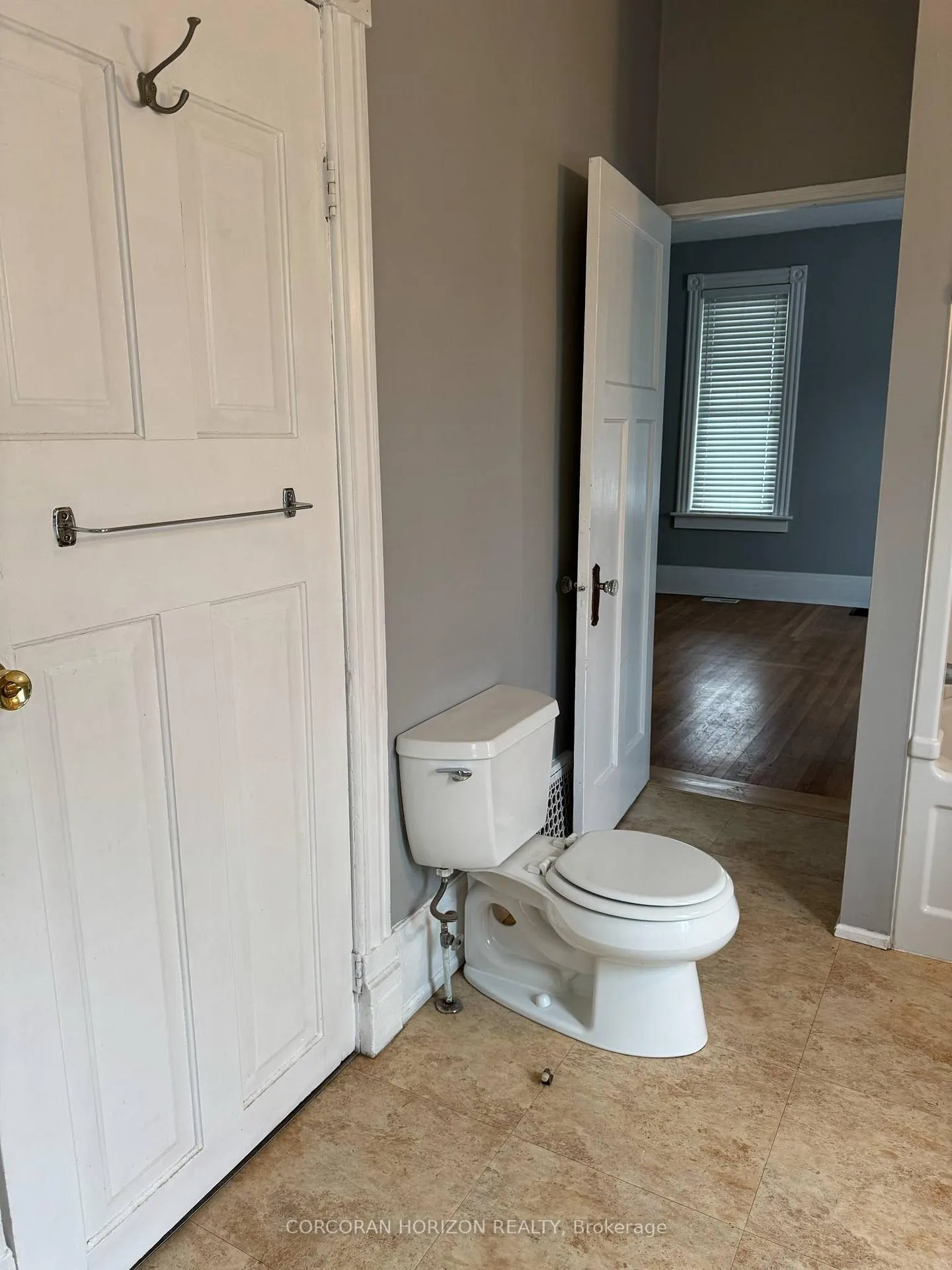 Photo 10 of Unit B, 48 Walter Street, Kitchener — HOMEH