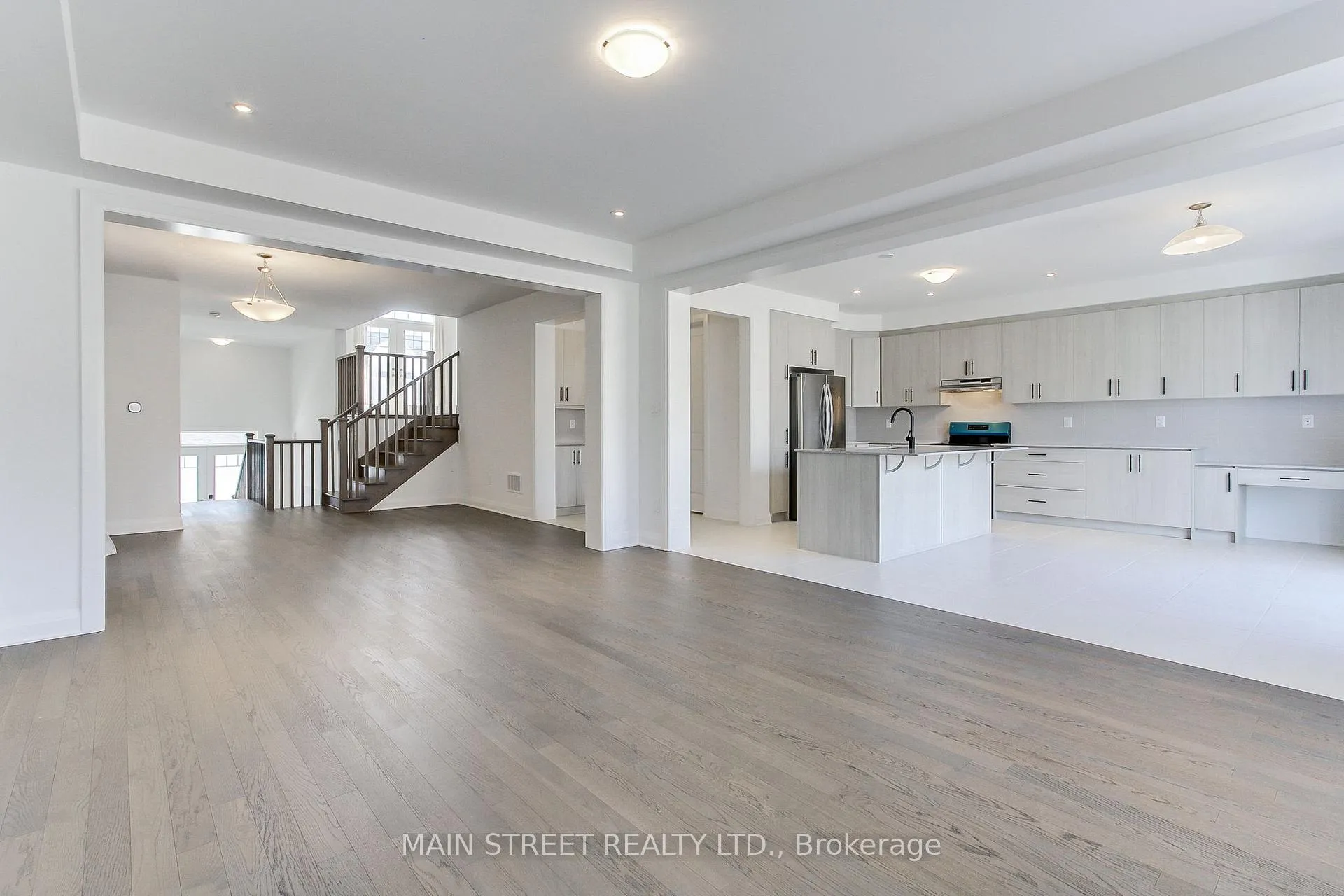 Photo 7 of 660 Mika Street, Innisfil, Alcona — HOMEH