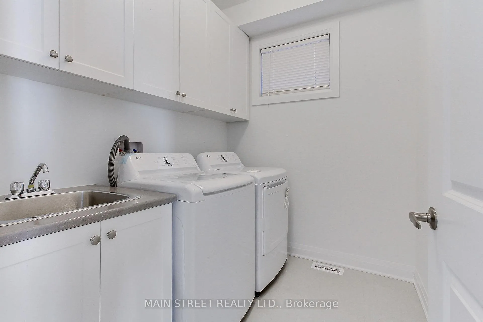 Photo 19 of 660 Mika Street, Innisfil, Alcona — HOMEH