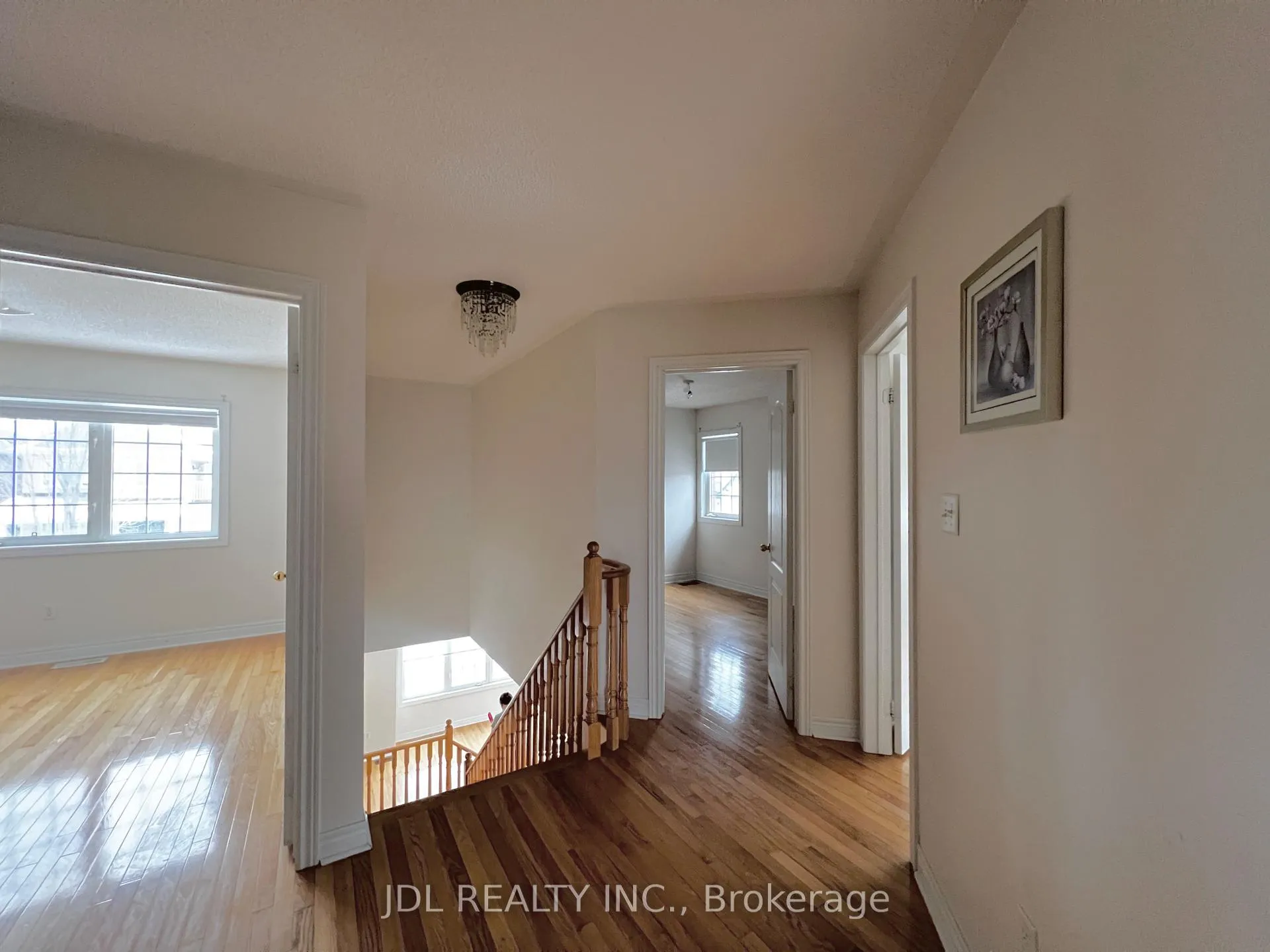 Photo 6 of 1 Winter Creek Crescent, Markham, Victoria Manor-Jennings Gate — HOMEH