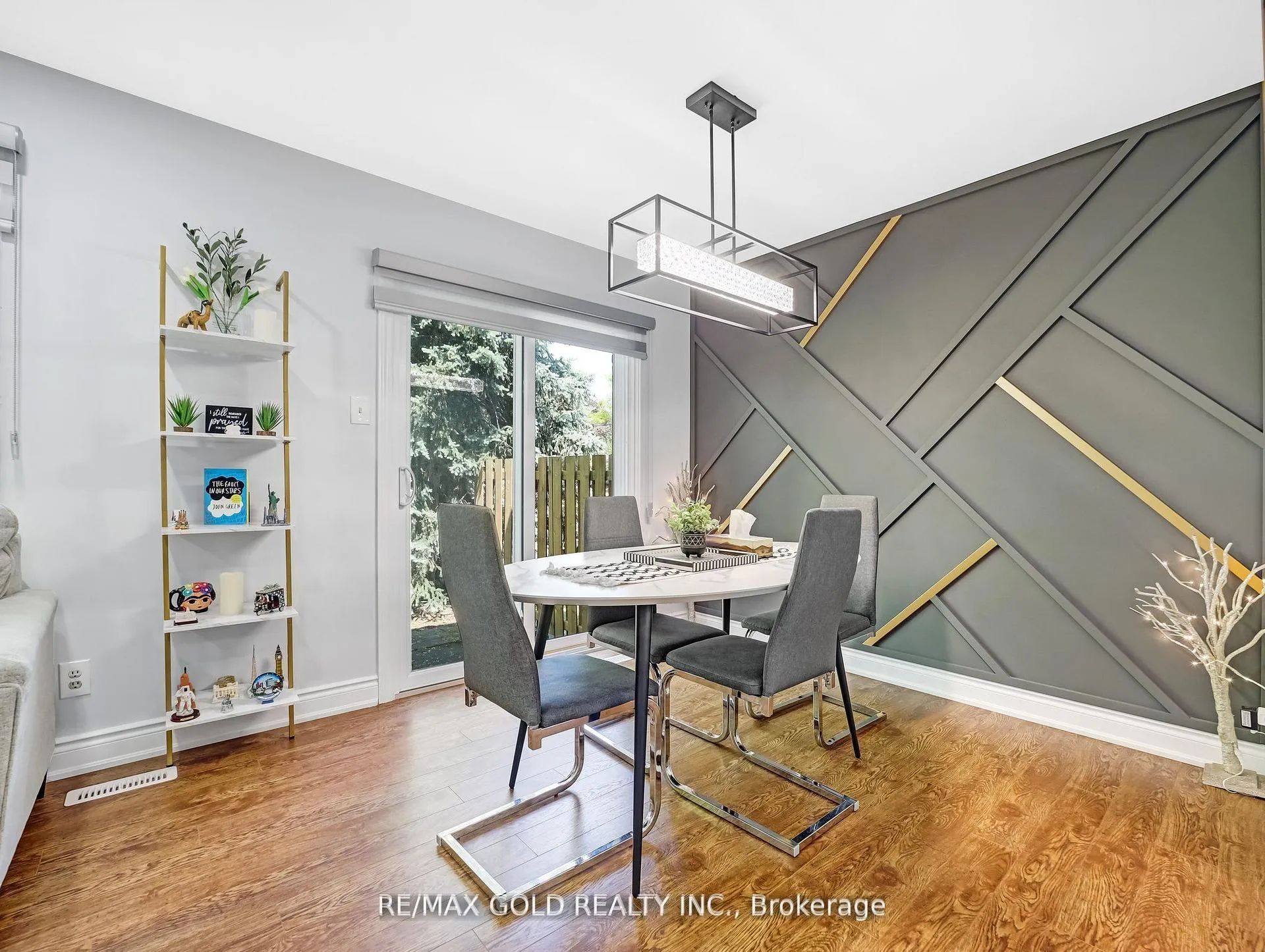 Photo 10 of Unit 6, 405 Kingscourt Drive, Waterloo — HOMEH