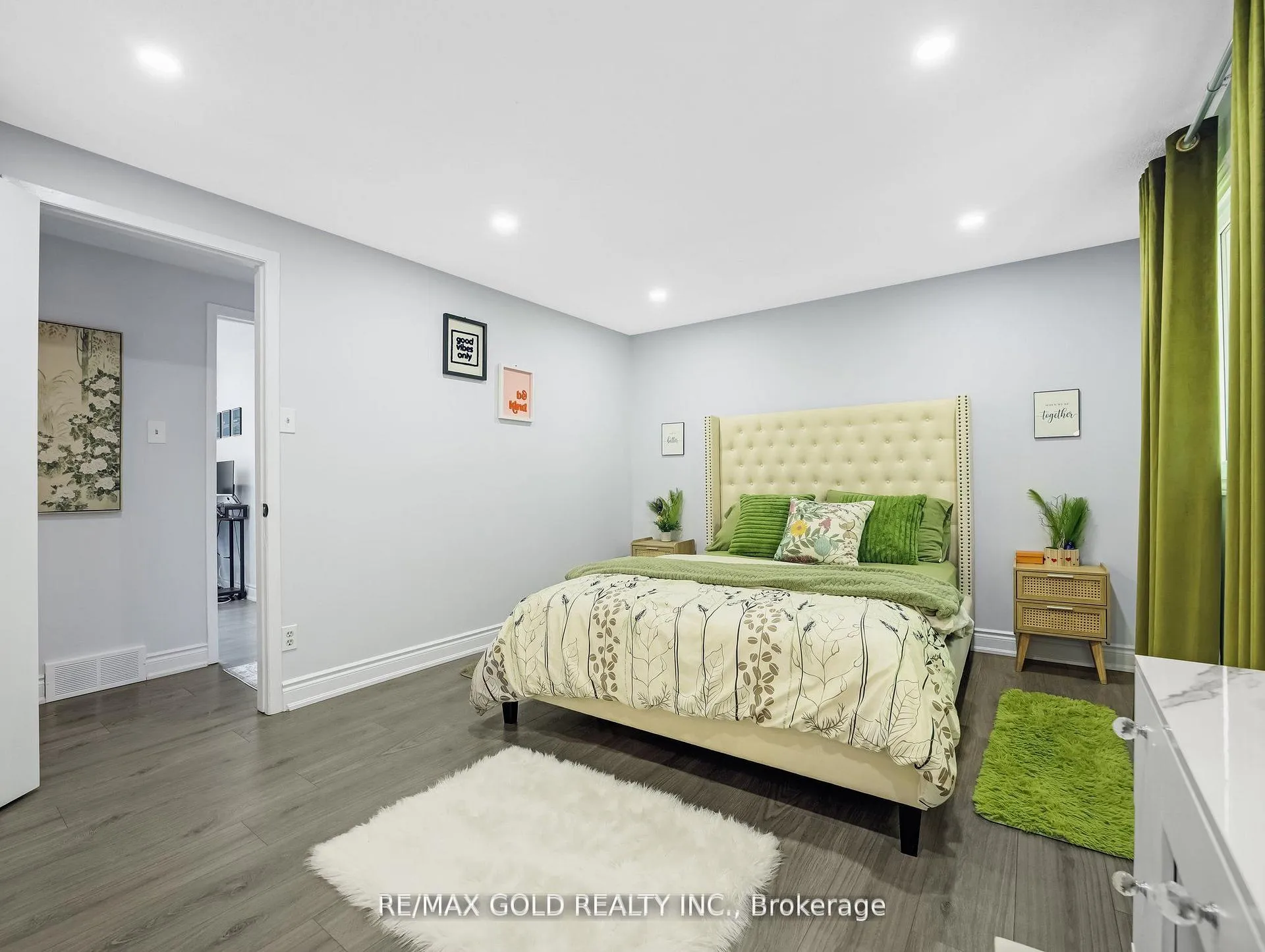 Photo 25 of Unit 6, 405 Kingscourt Drive, Waterloo — HOMEH