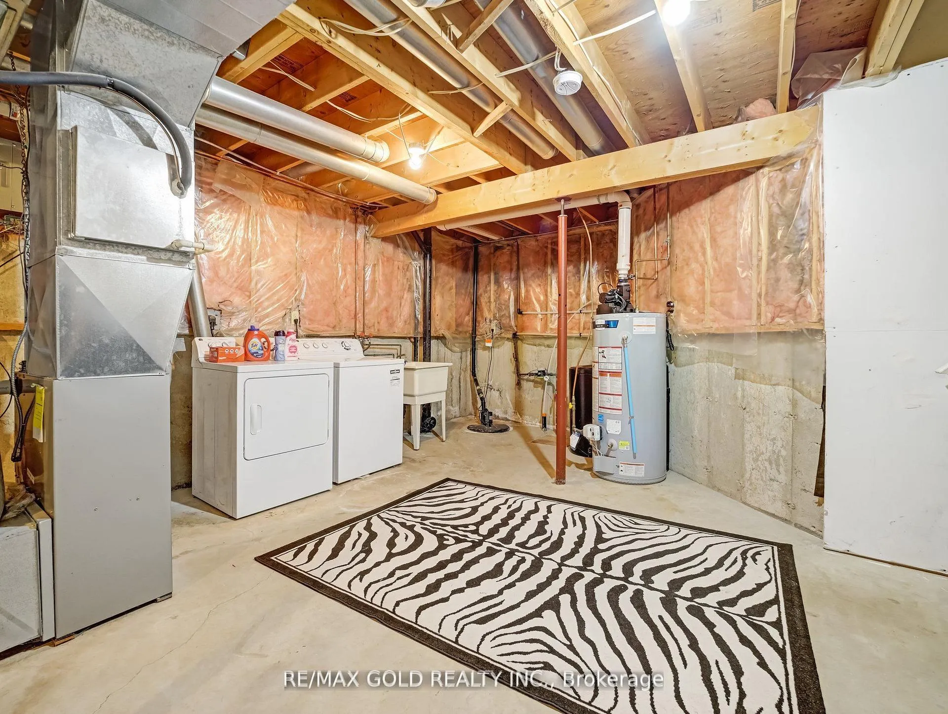 Photo 32 of Unit 6, 405 Kingscourt Drive, Waterloo — HOMEH