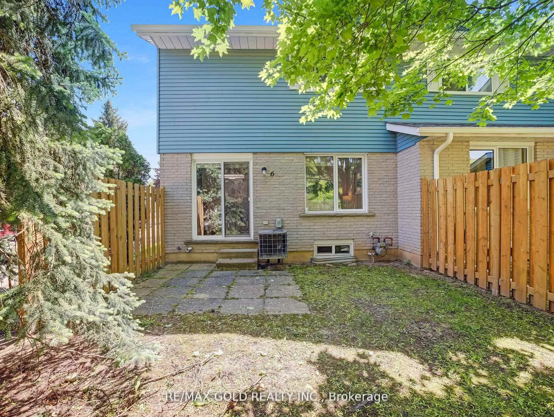 Photo 37 of Unit 6, 405 Kingscourt Drive, Waterloo — HOMEH