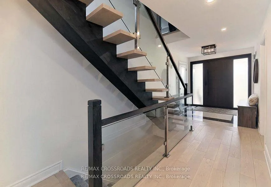 Photo 2 of 634 Brookside Drive, Oshawa, O'Neill — HOMEH