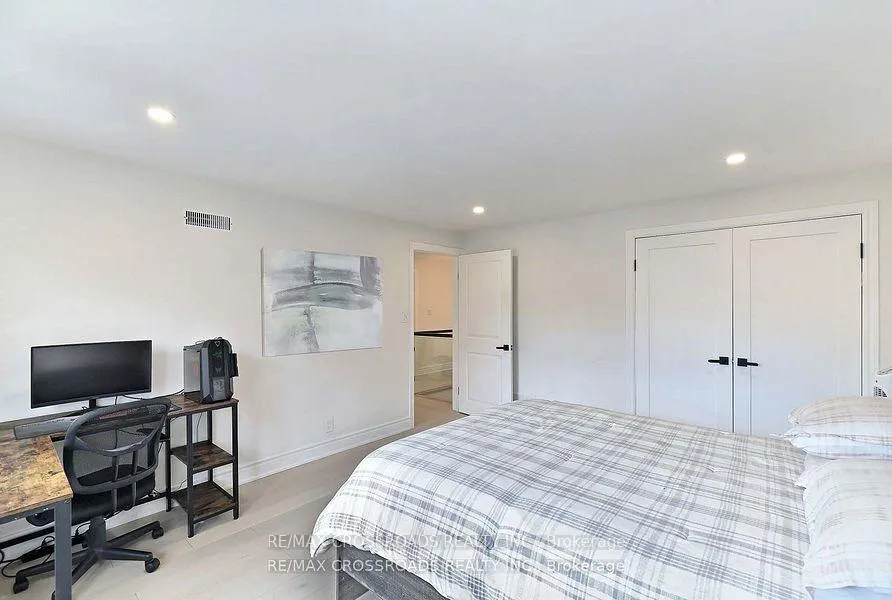 Photo 25 of 634 Brookside Drive, Oshawa, O'Neill — HOMEH