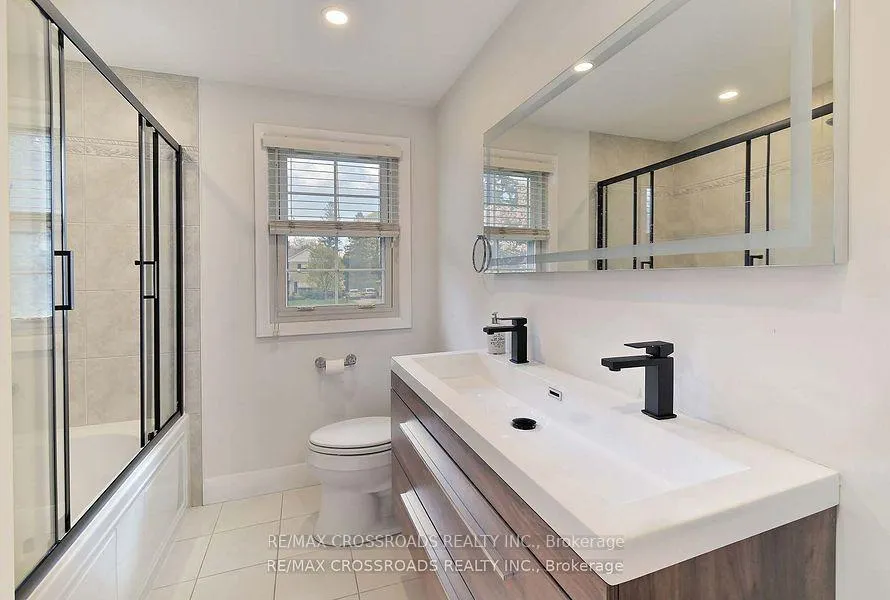 Photo 27 of 634 Brookside Drive, Oshawa, O'Neill — HOMEH