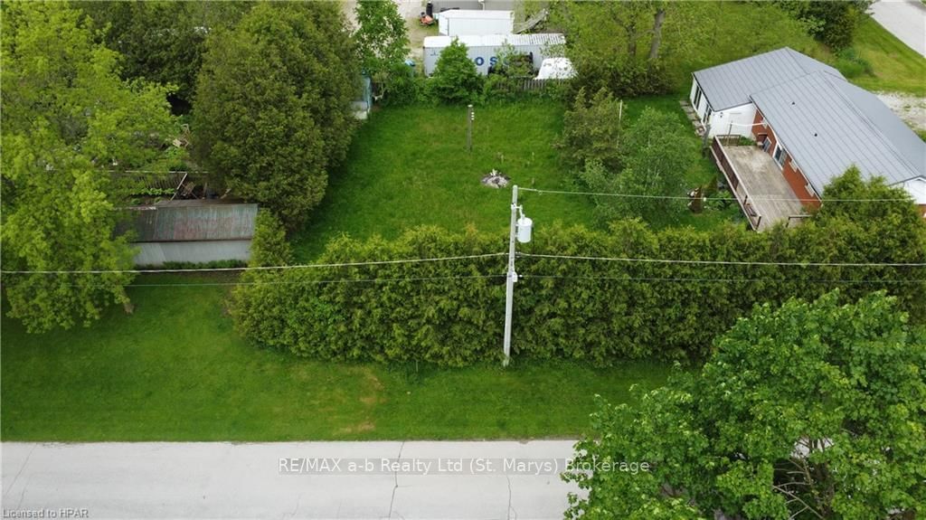 Photo 2 of - LORNE Ave, Bluewater, Hensall — HOMEH