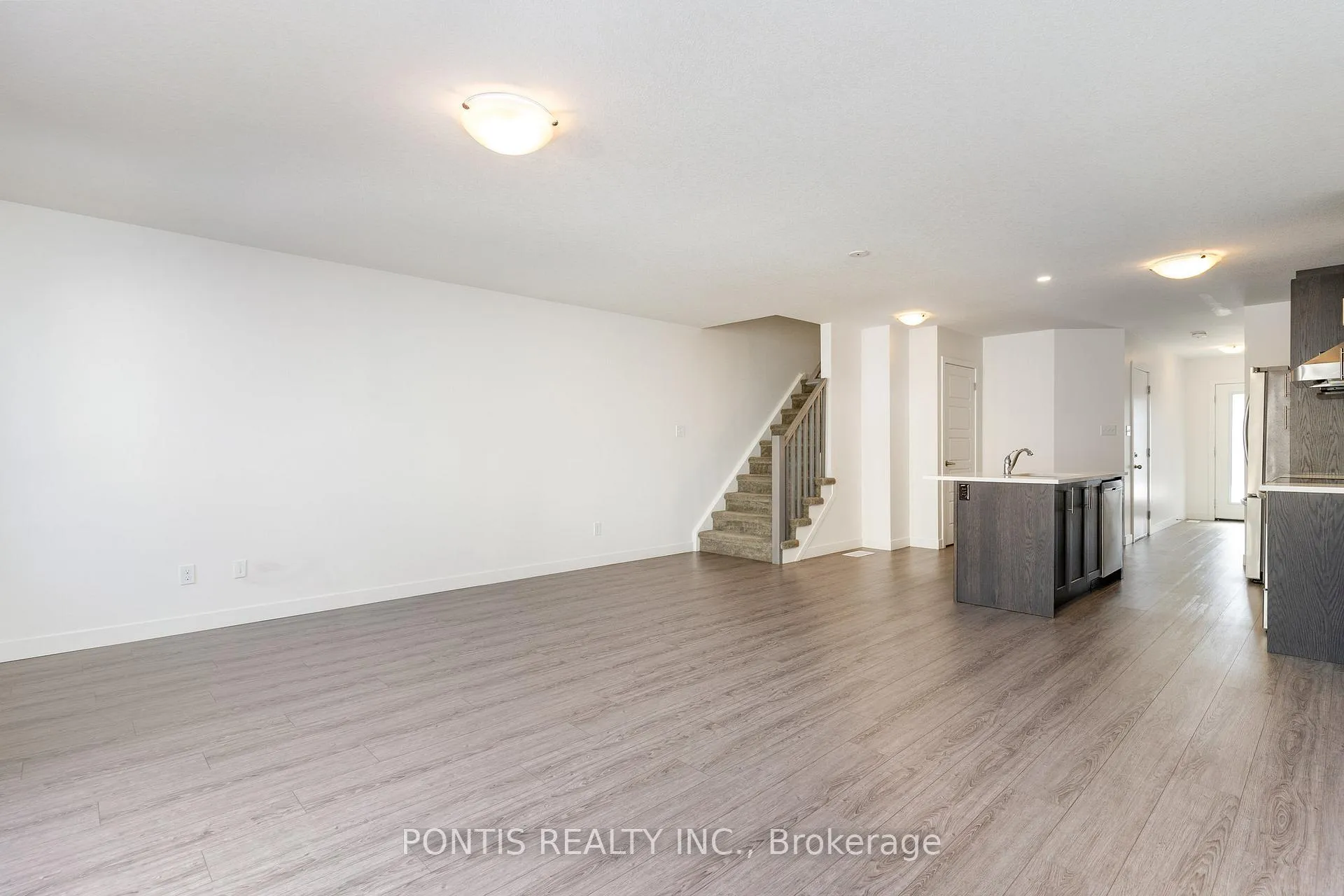 Photo 12 of 12 Pony Way S, Kitchener — HOMEH
