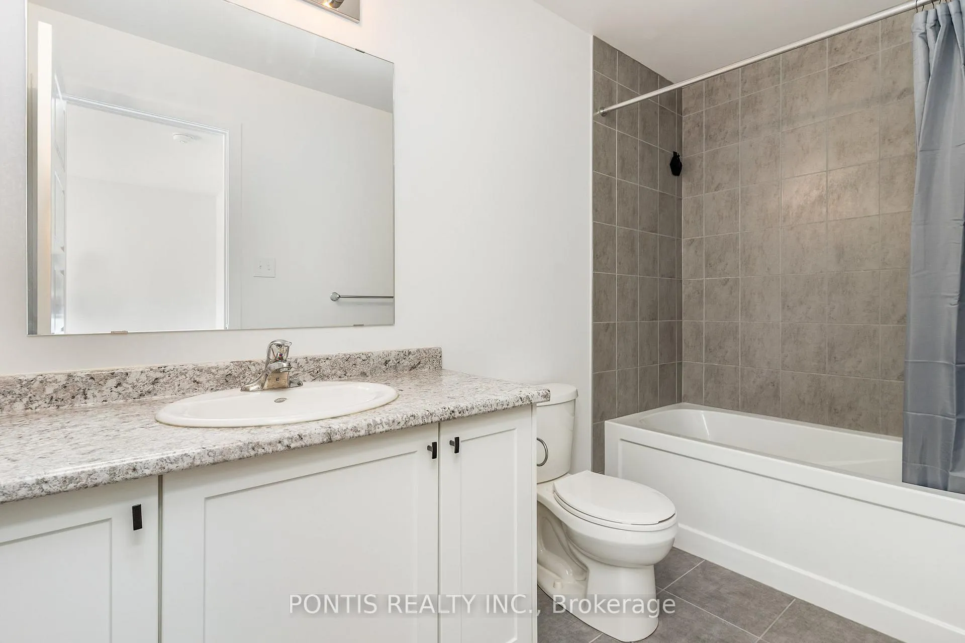 Photo 18 of 12 Pony Way S, Kitchener — HOMEH