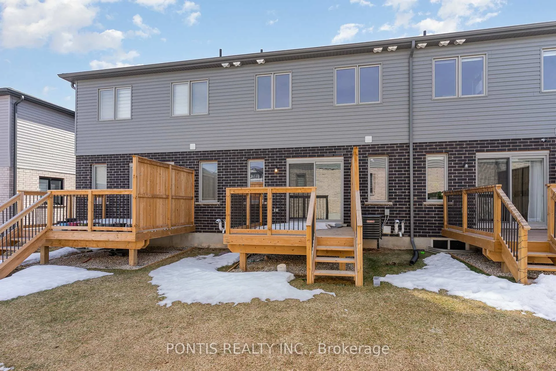 Photo 26 of 12 Pony Way S, Kitchener — HOMEH