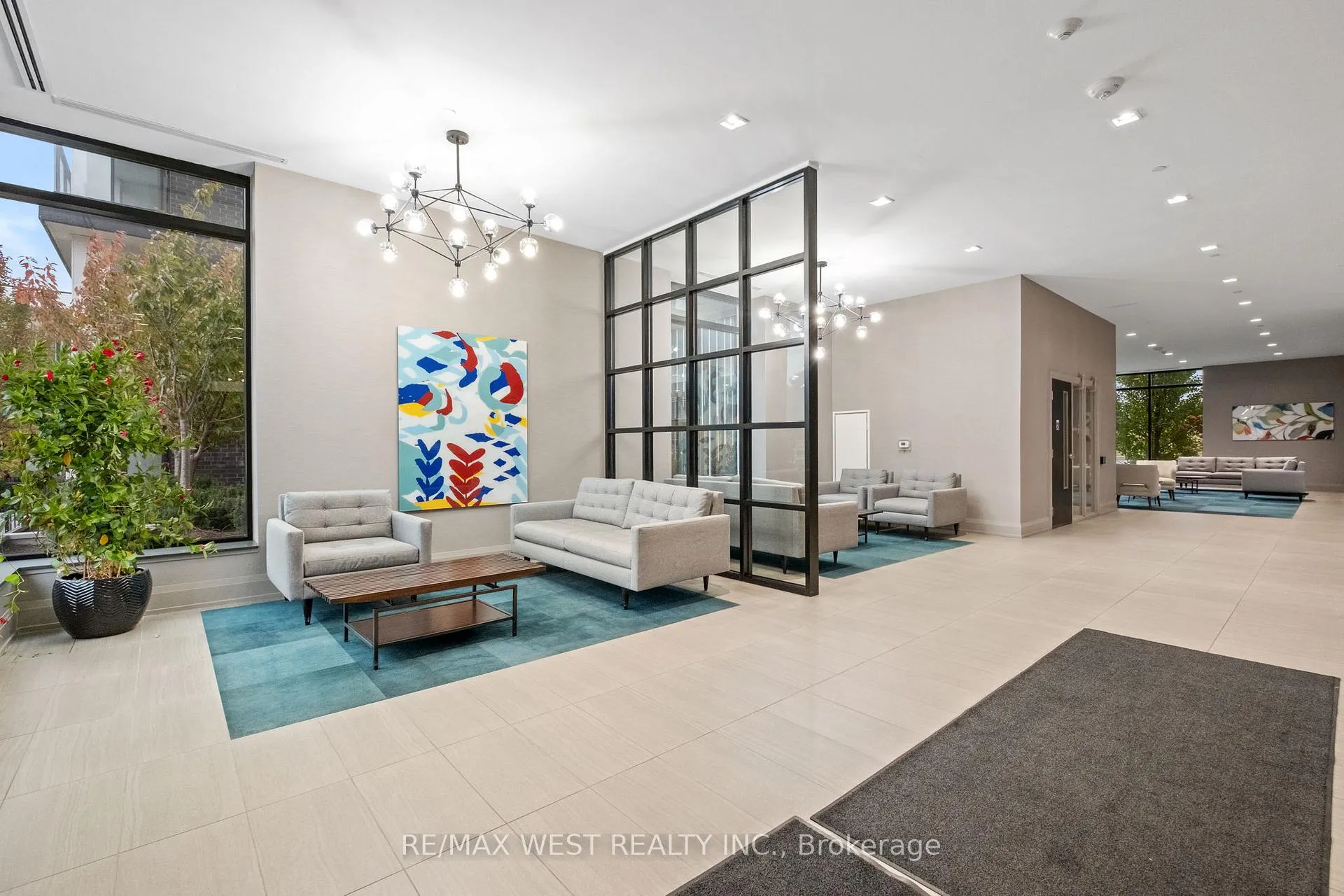 Photo 2 of Unit 326, 555 William Graham Drive, Aurora, Rural Aurora — HOMEH