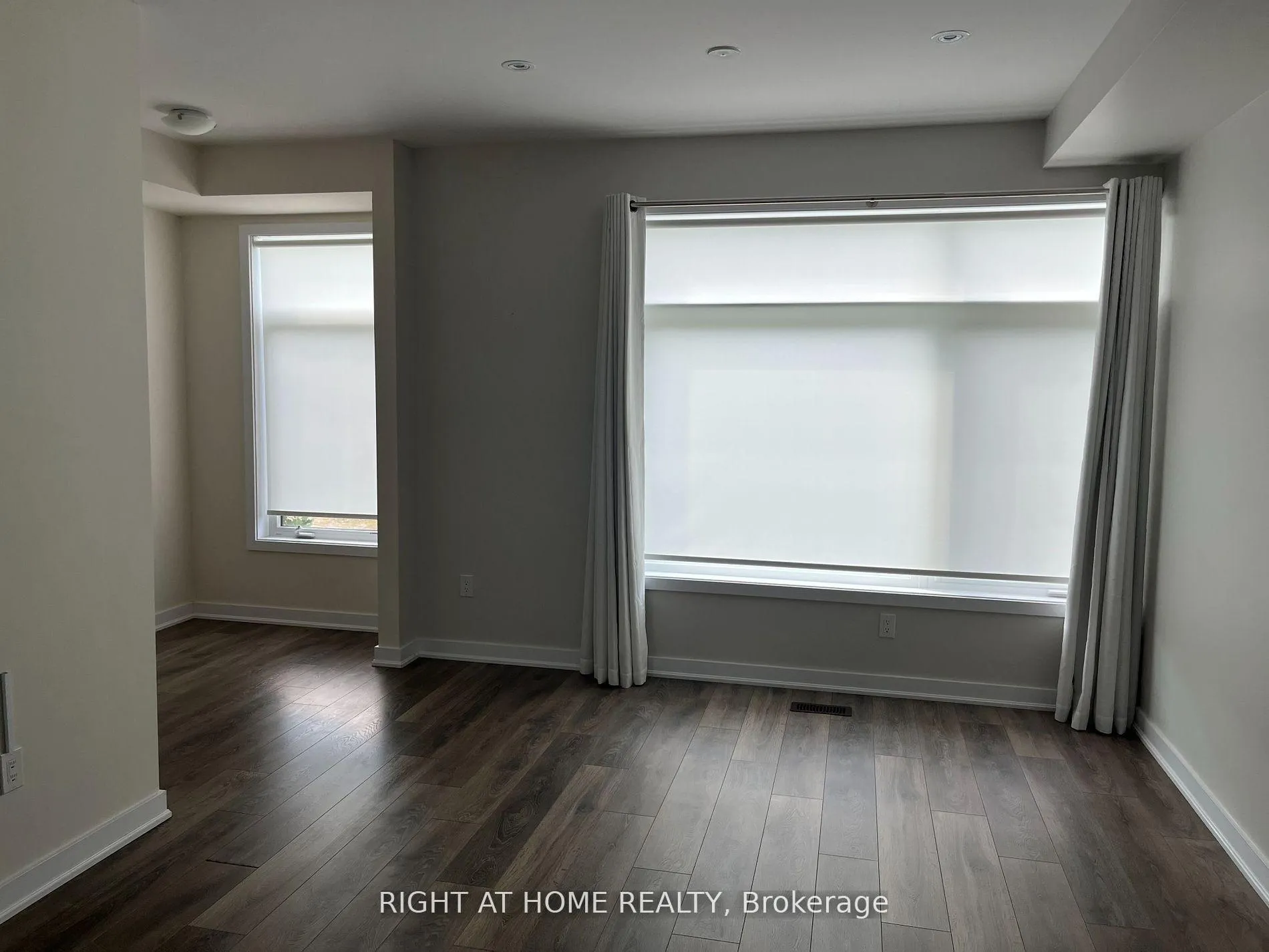 Photo 7 of 6 Bremont Way, Wasaga Beach — HOMEH