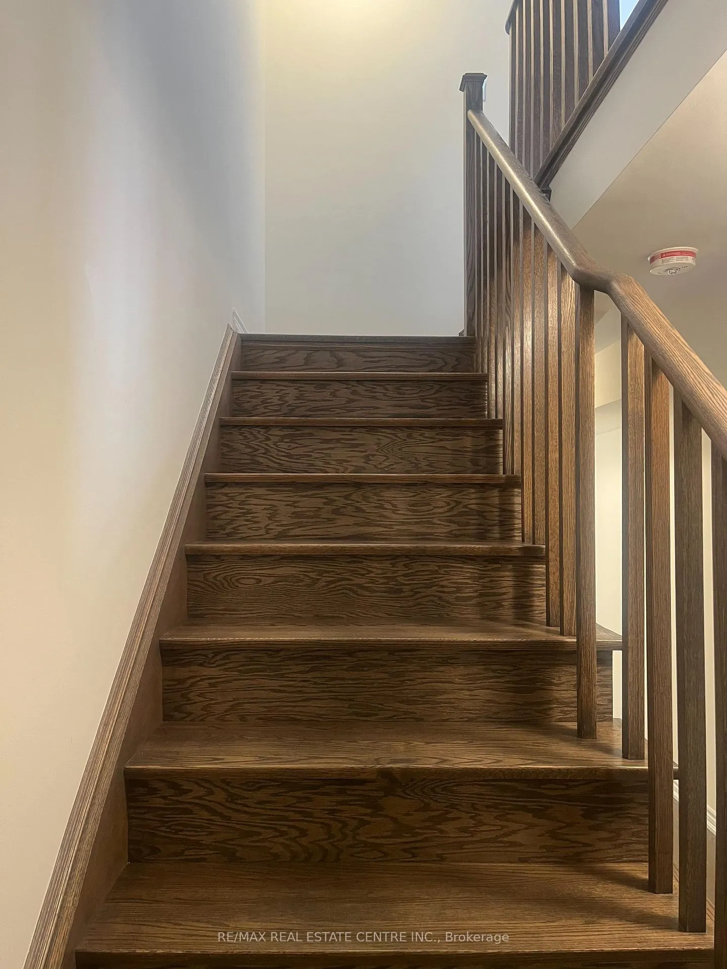 Photo 7 of 49 Bonnington Drive, Brampton, Northwest Brampton — HOMEH