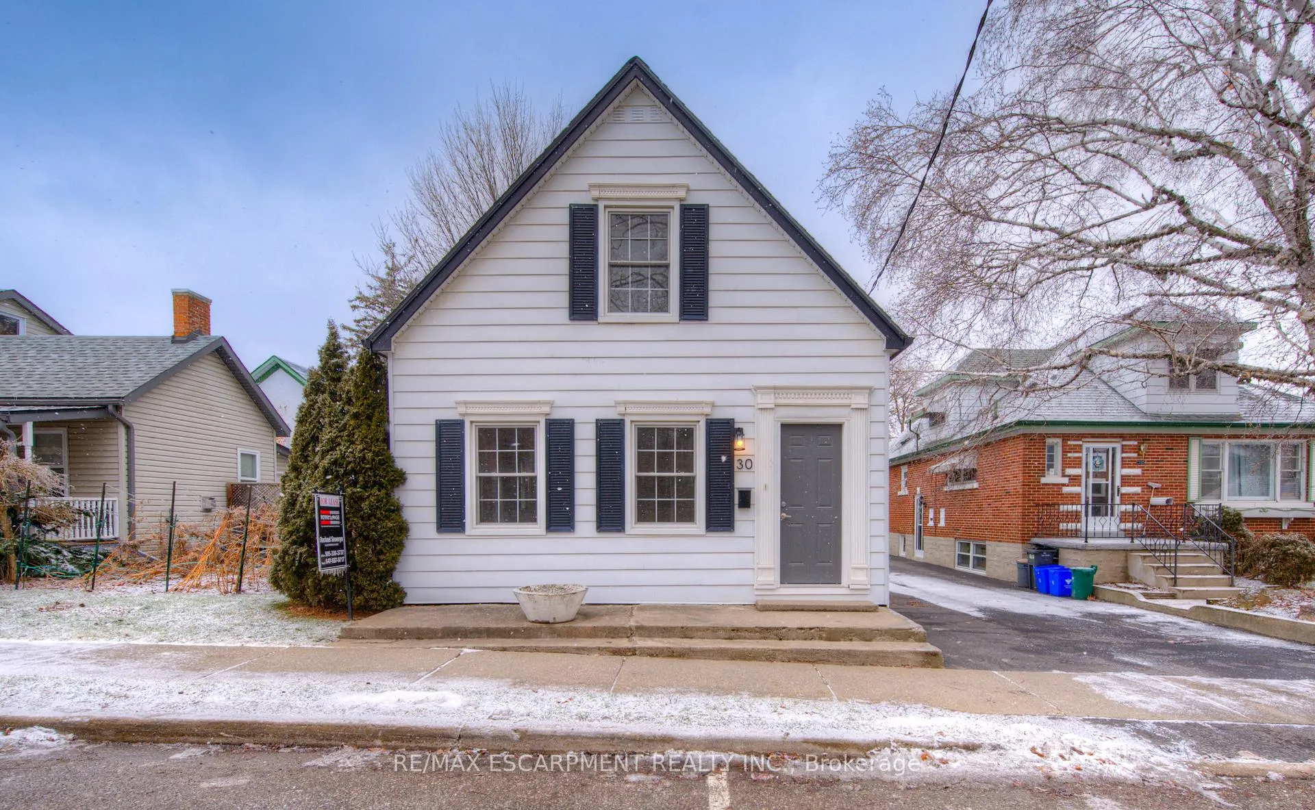 Photo 1 of 30 Young Street W, Waterloo — HOMEH