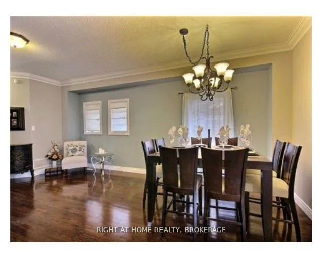 Photo 3 of 33 Crannyfield Drive S, Brampton, Fletcher's West — HOMEH
