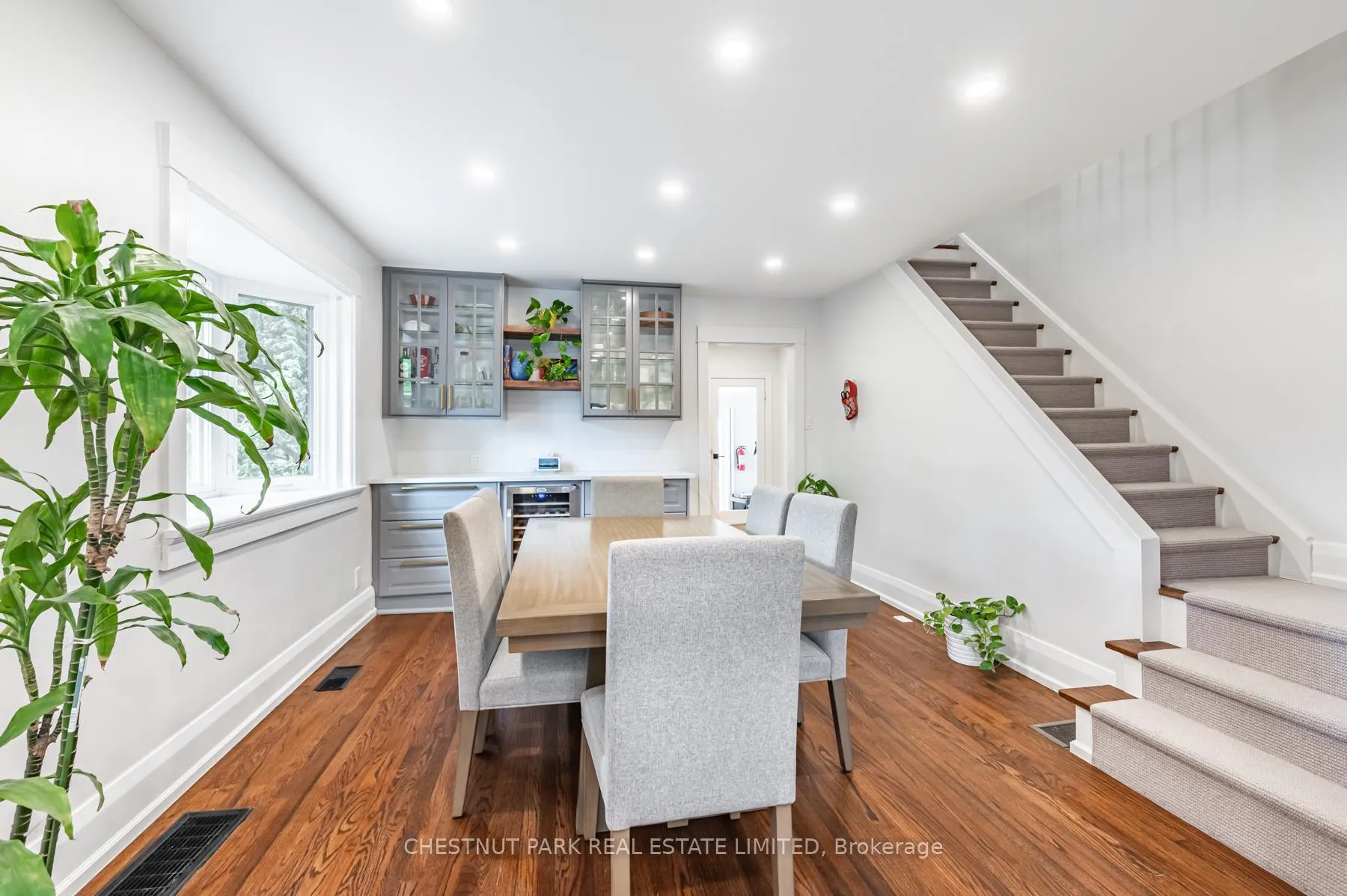 Photo 9 of 16 Thurston Road, Toronto, Mount Pleasant East — HOMEH